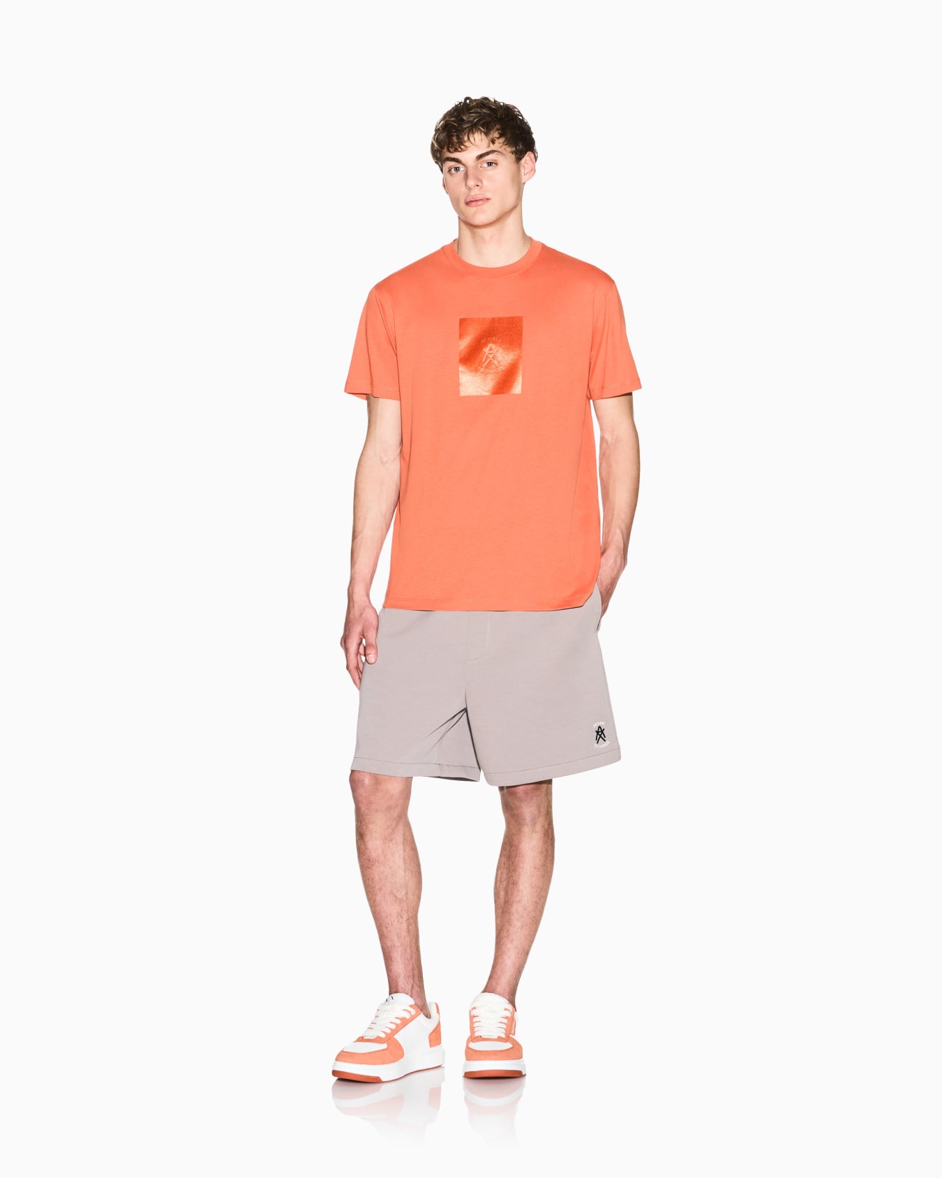 Regular fit cotton T-shirt Slide 1