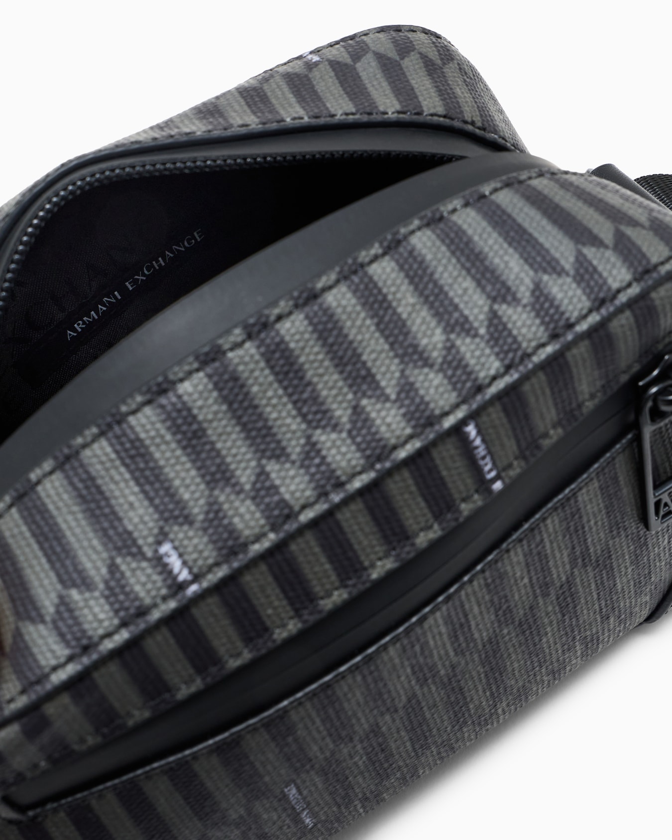 ジオメトリックプリント ショルダーバッグ スライドする 3