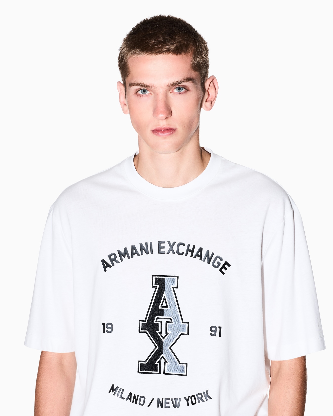 Regular fit Graphic Logo T-shirt Slide 4