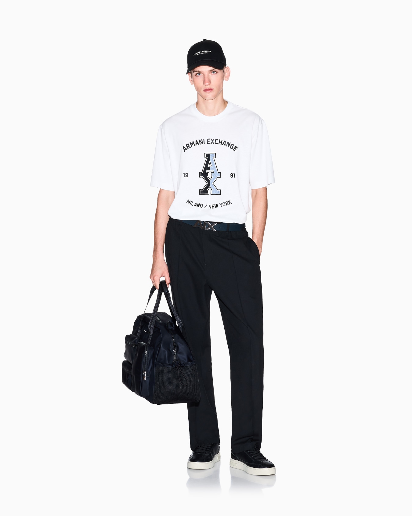 Regular fit Graphic Logo T-shirt Slide 1