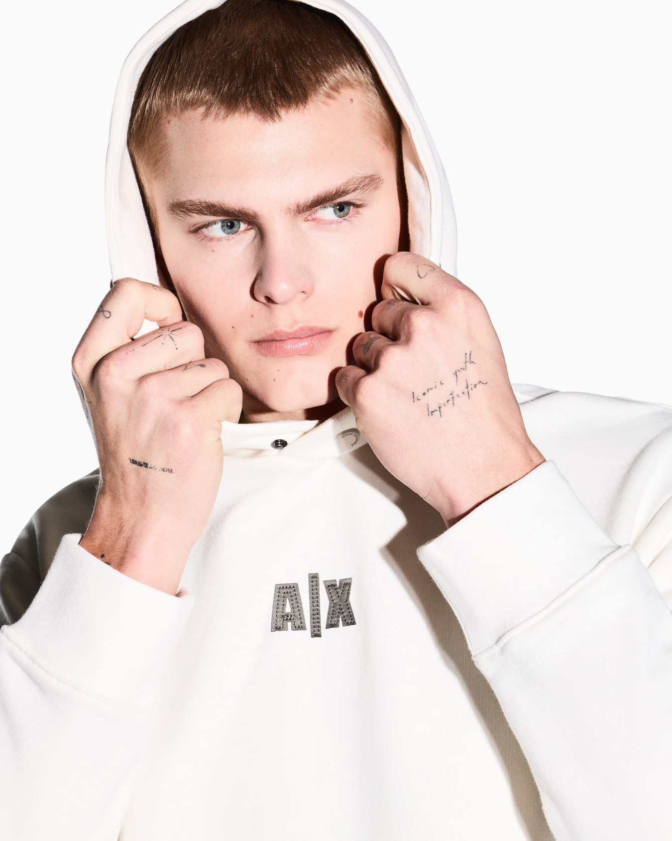 AXロゴ フーデッドスウェットプルオーバー スライドする 4