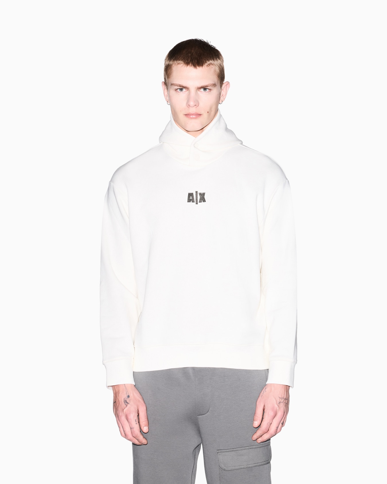 AXロゴ フーデッドスウェットプルオーバー スライドする 3