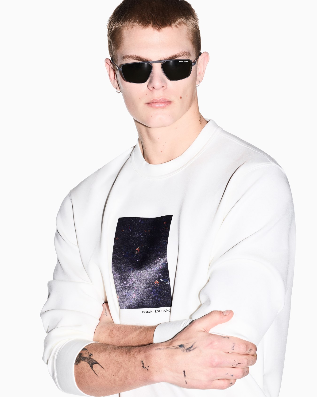 グラフィックプリント スウェットプルオーバー スライドする 4