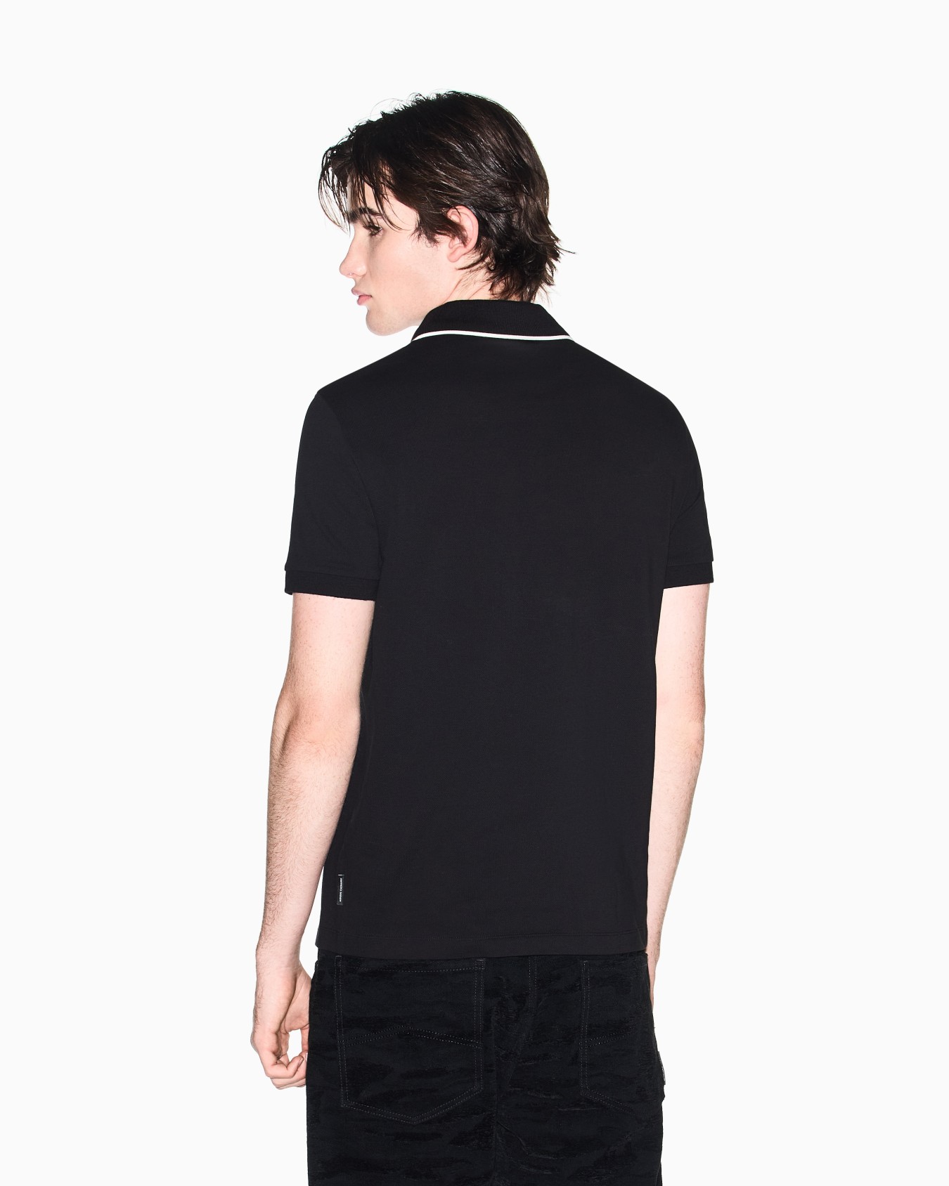 Classic Polo Shirt in Breathable Cotton Piqué Slide 2