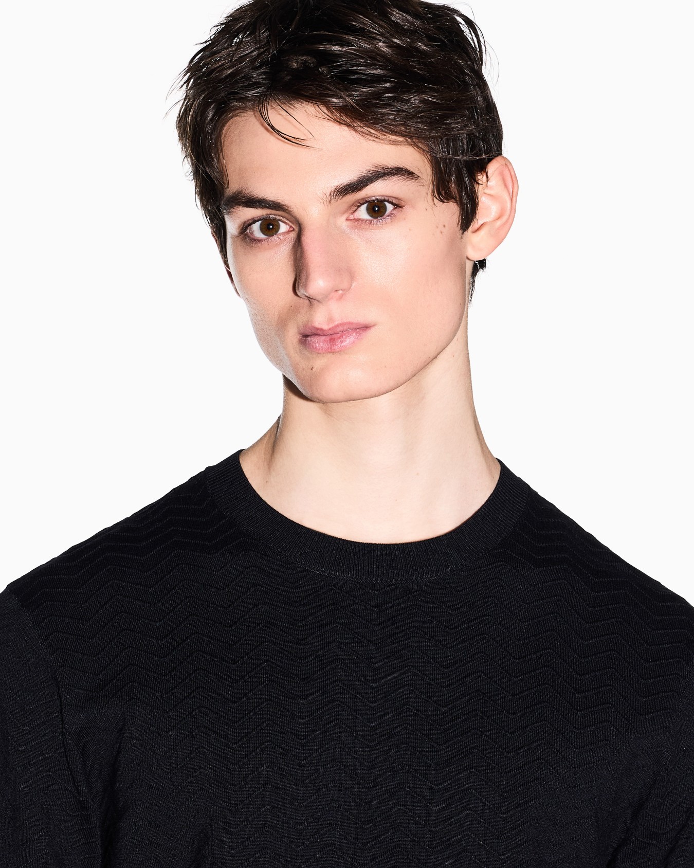 Jumpers in technical fabric Slide 4