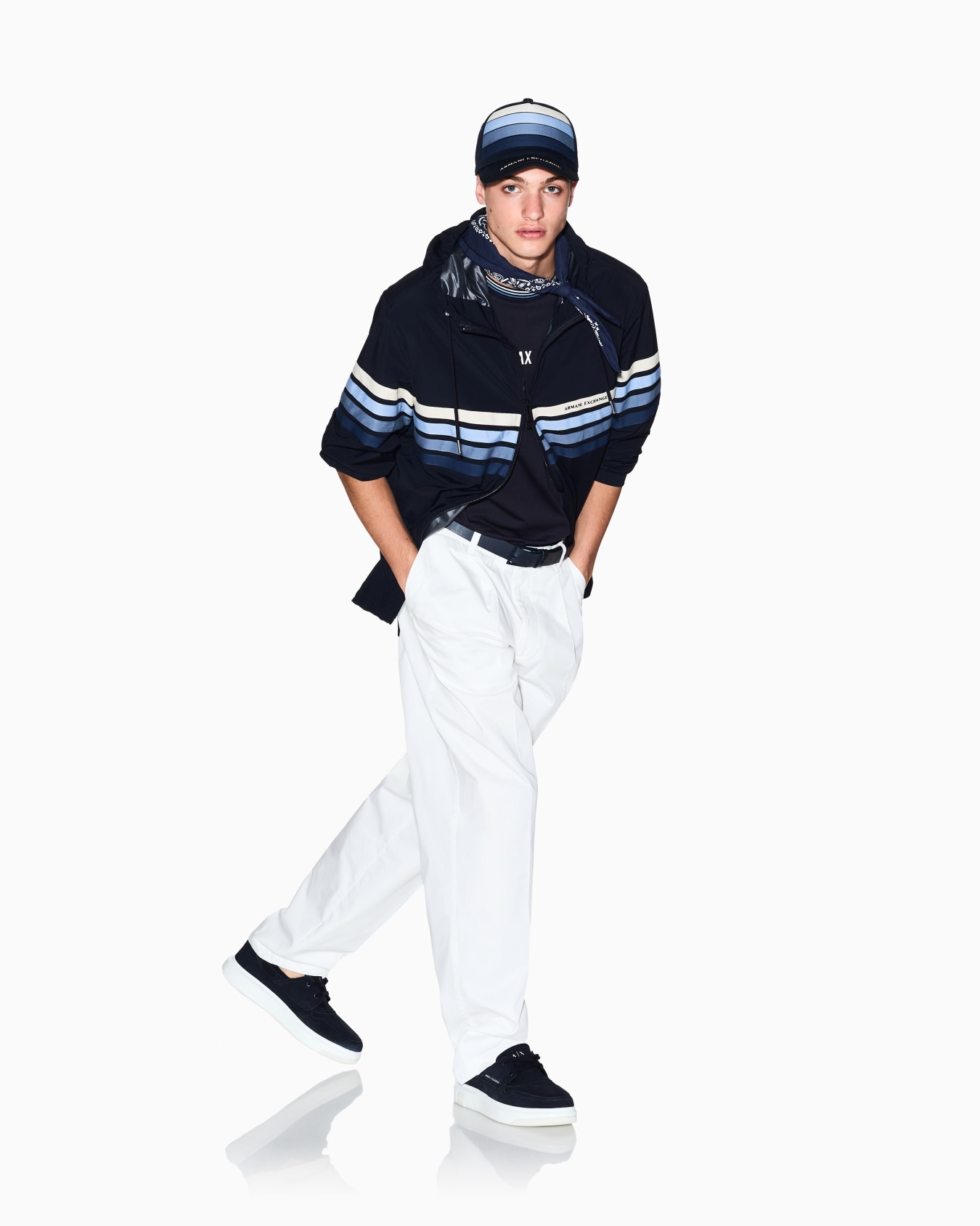 Regular Fit T-Shirt in Classic Cotton Jersey Slide 1