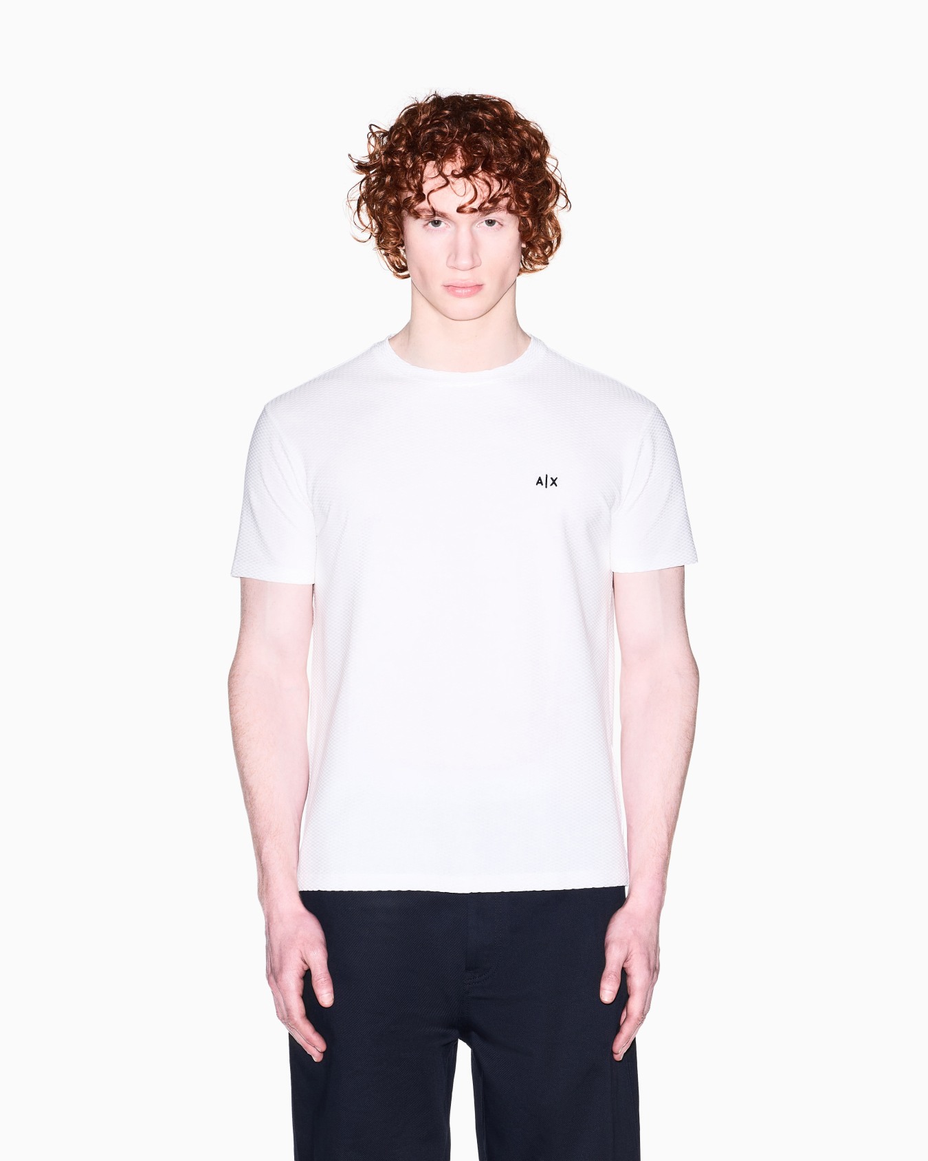 AXロゴ ワッフルエフェクト レギュラーフィット 半袖クルーネックTシャツ スライドする 3