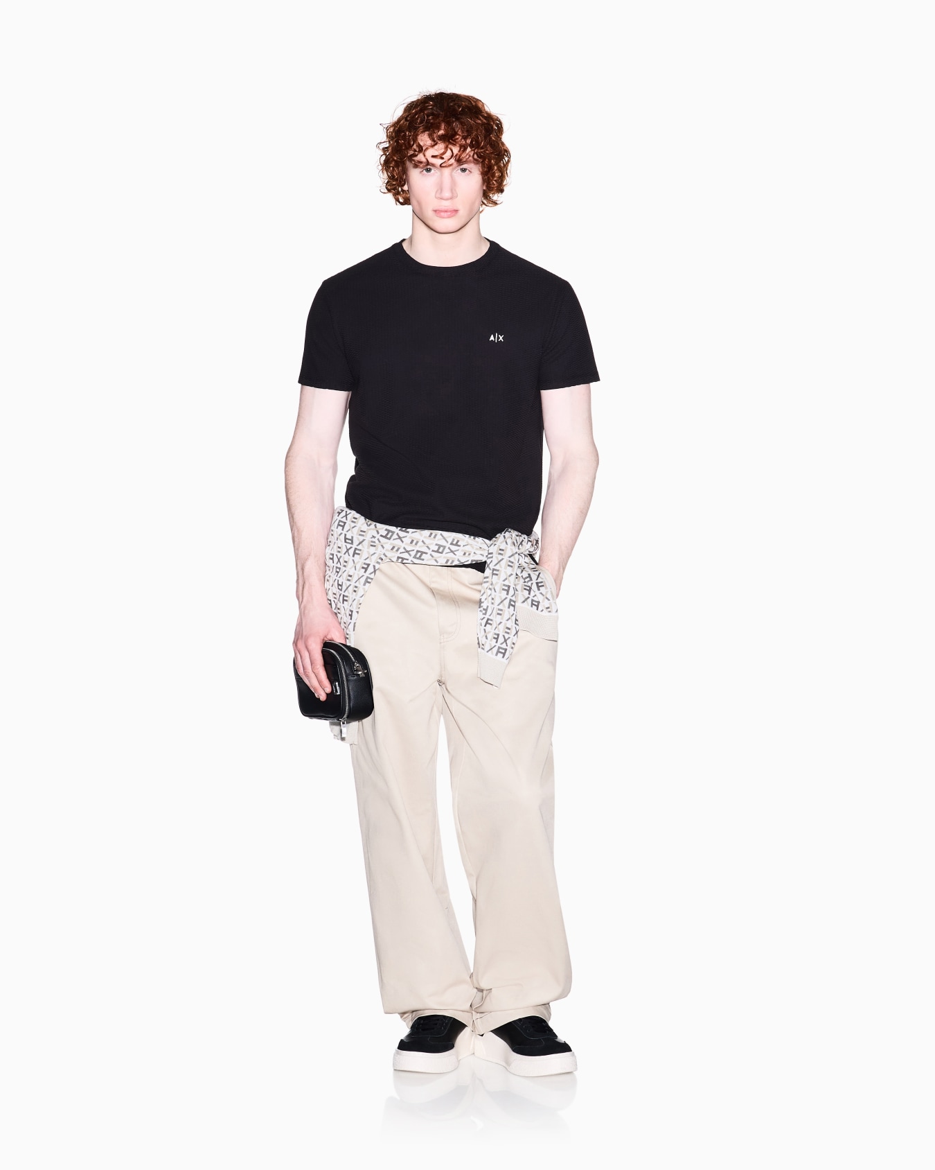 AXロゴ ワッフルエフェクト レギュラーフィット 半袖クルーネックTシャツ スライドする 1