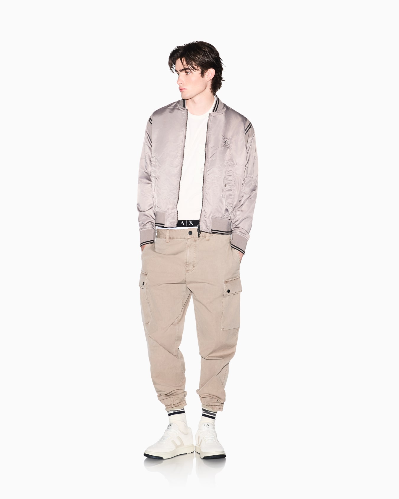 AXロゴ パッチポケット 半袖クルーネックTシャツ スライドする 1