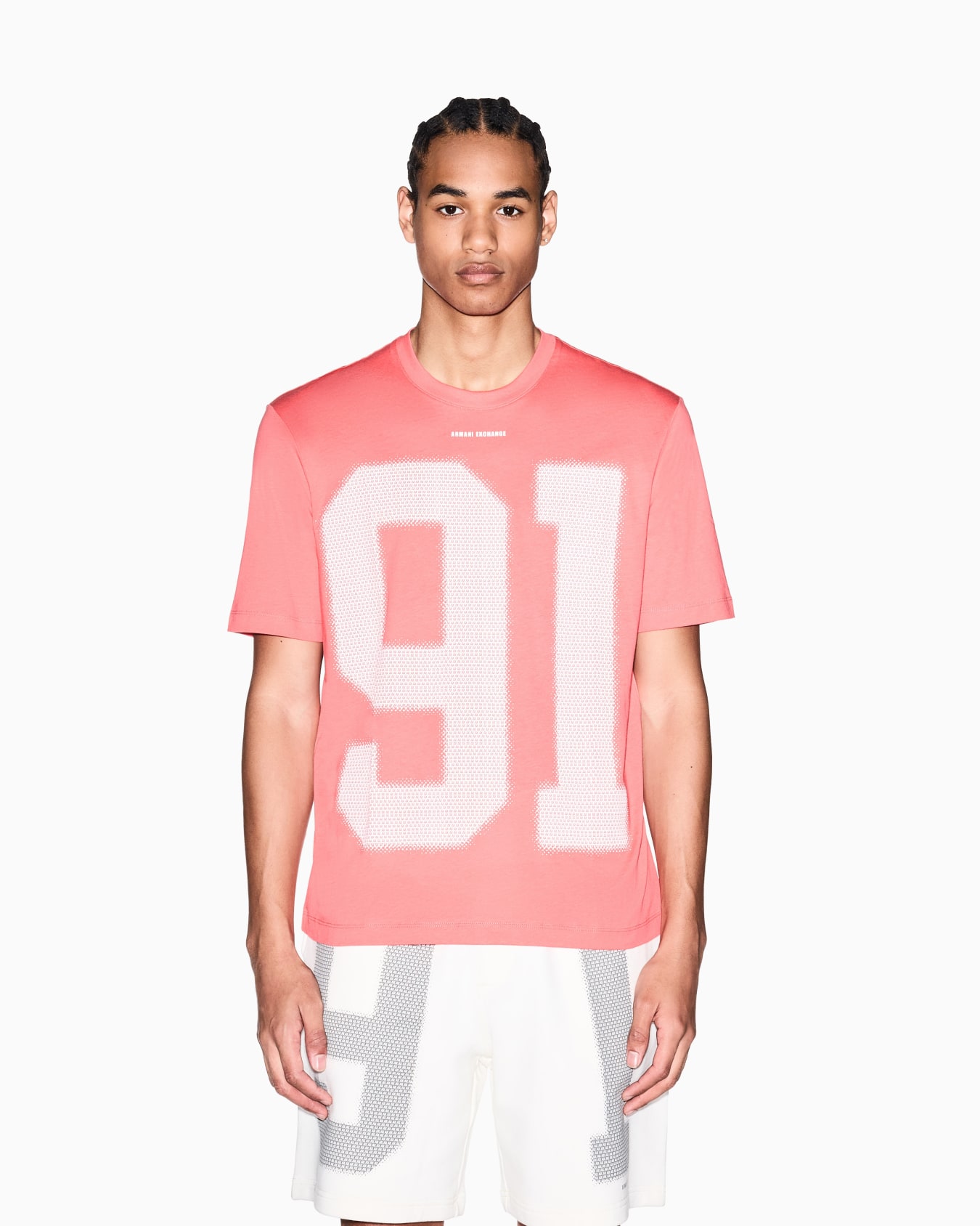 91ロゴ レギュラープラスフィット 半袖クルーネックTシャツ スライドする 3