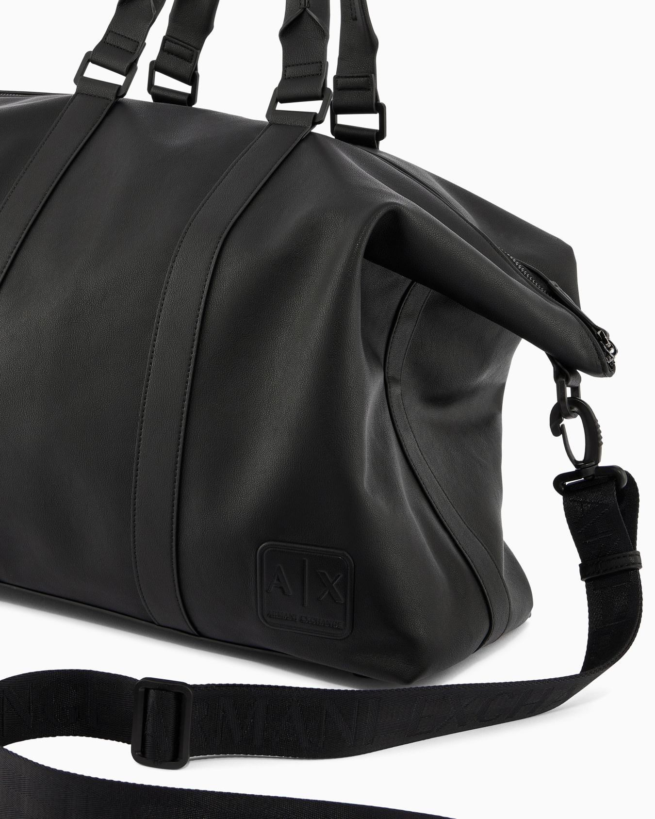 Technical fabric duffle bag Slide 4