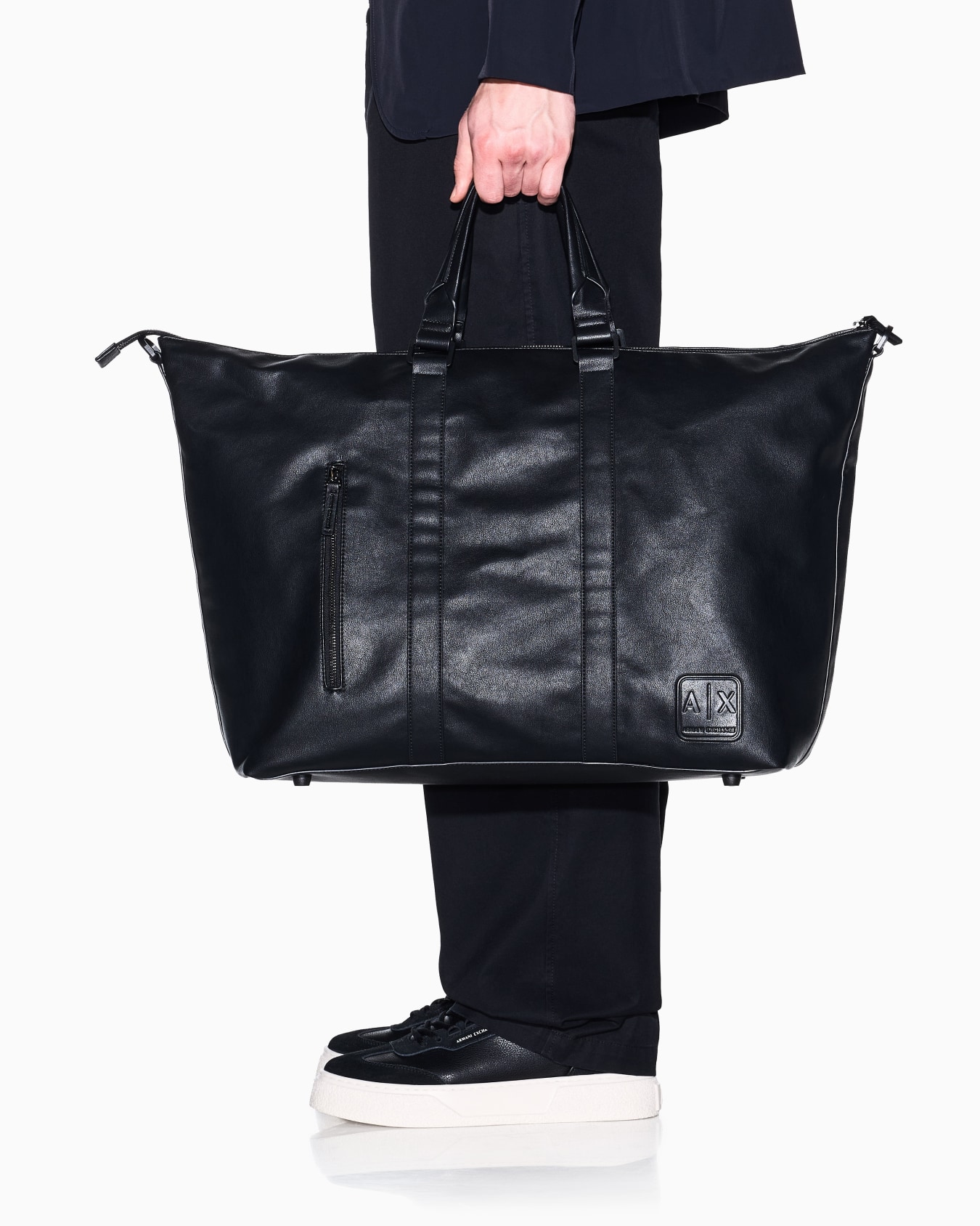 Technical fabric duffle bag Slide 6