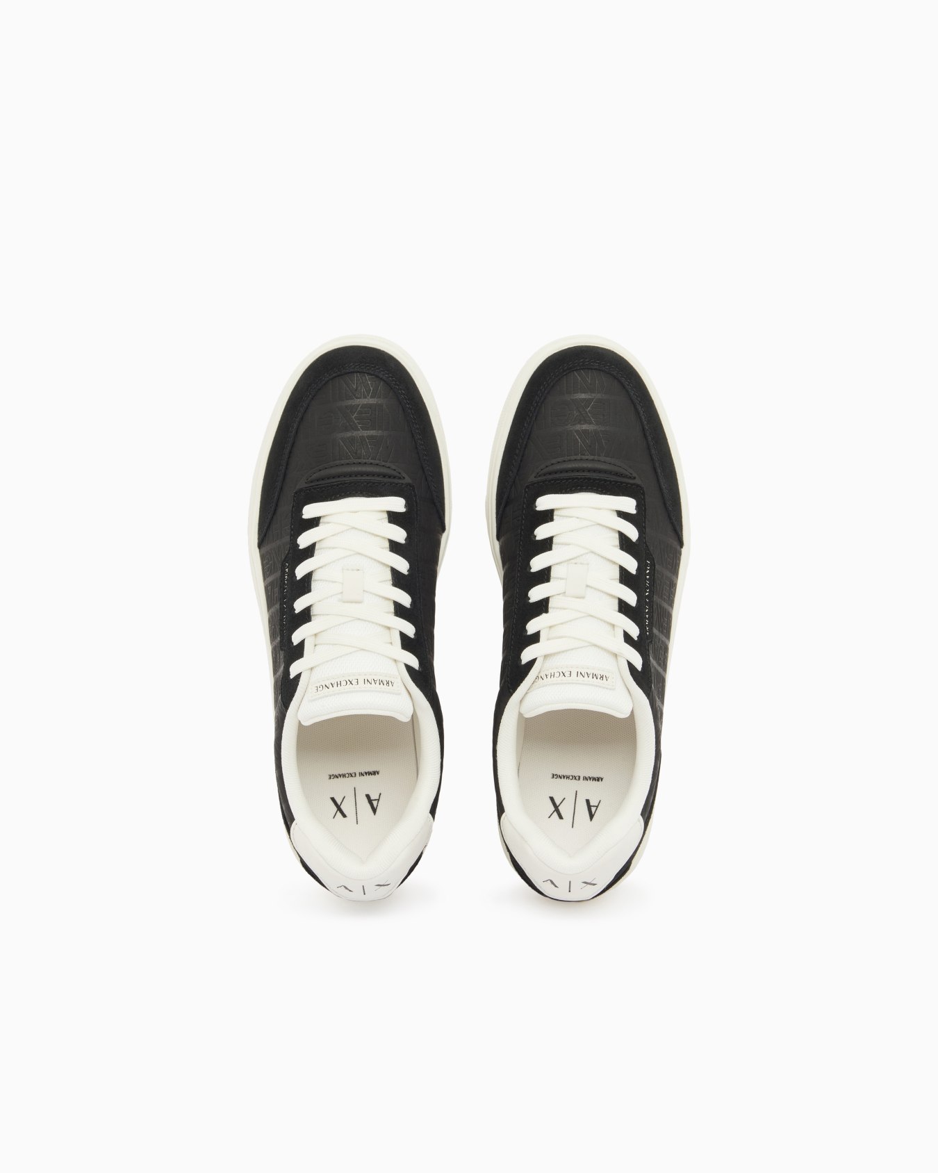 オールオーバーロゴ レースアップスニーカー スライドする 2