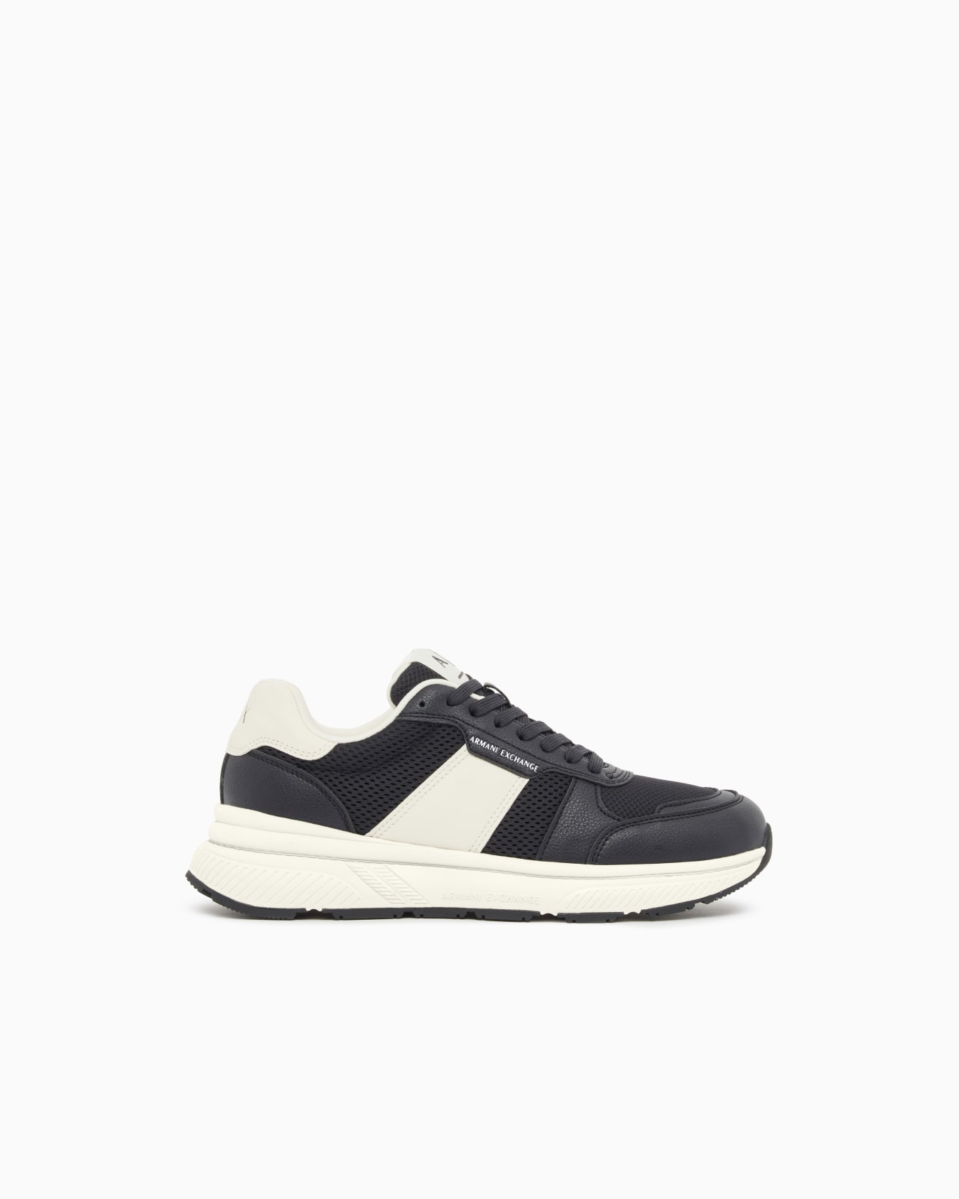 Urban Minimal Sneakers in Synthetic Leather and Mesh Slide 0