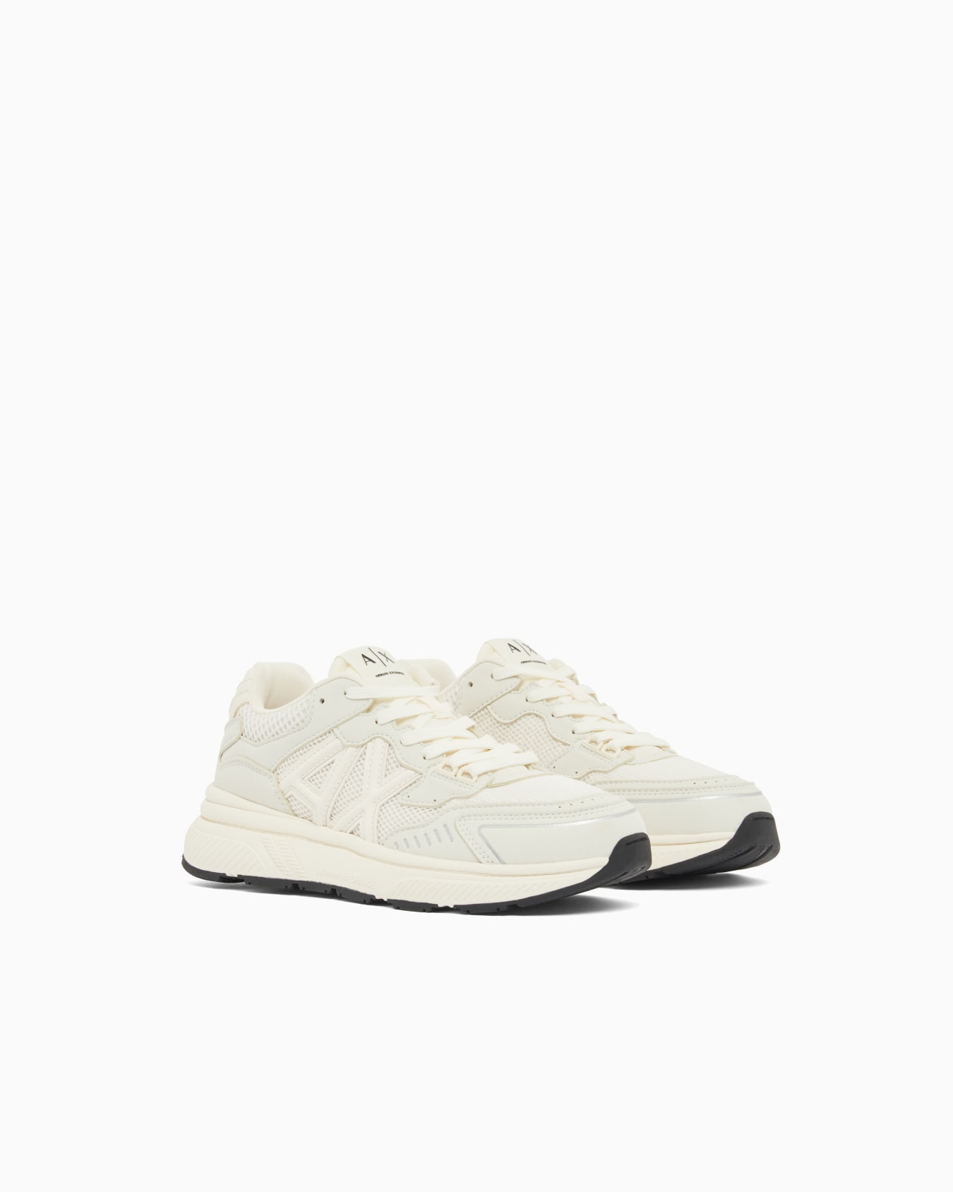 Minimalist sneakers in woven technical fabric Slide 1