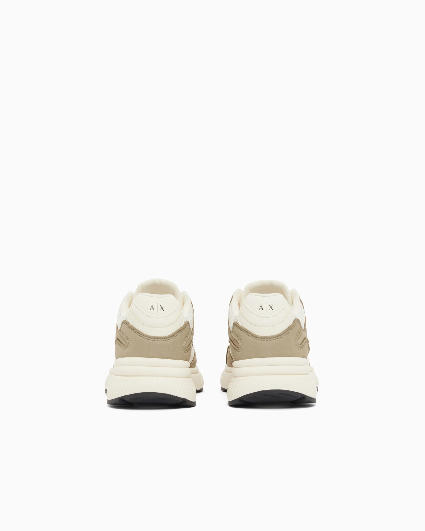 Minimalist sneakers in woven technical fabric Slide 3