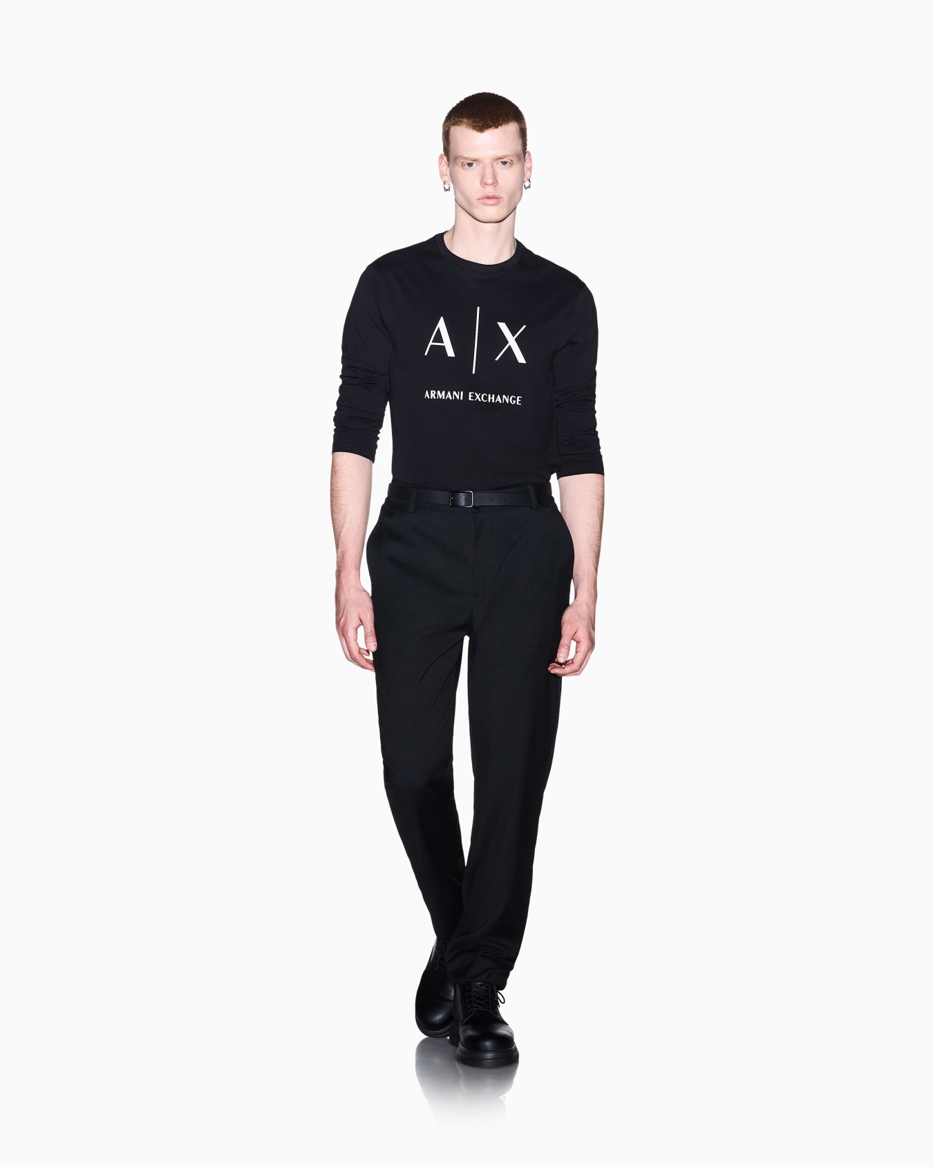 Long Sleeves T-Shirts Slide 1