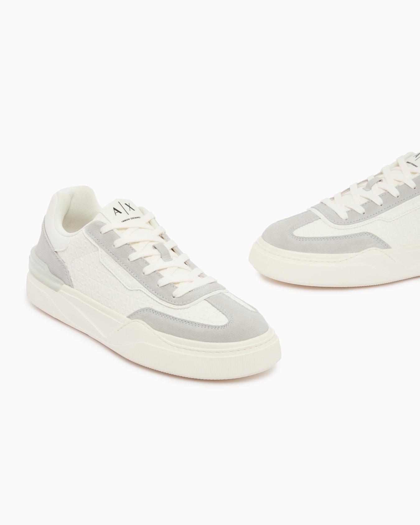 Sneakers Slide 4