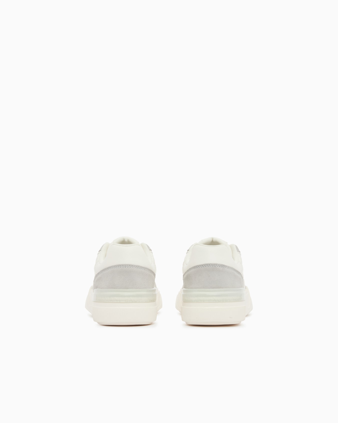 Sneakers Slide 3