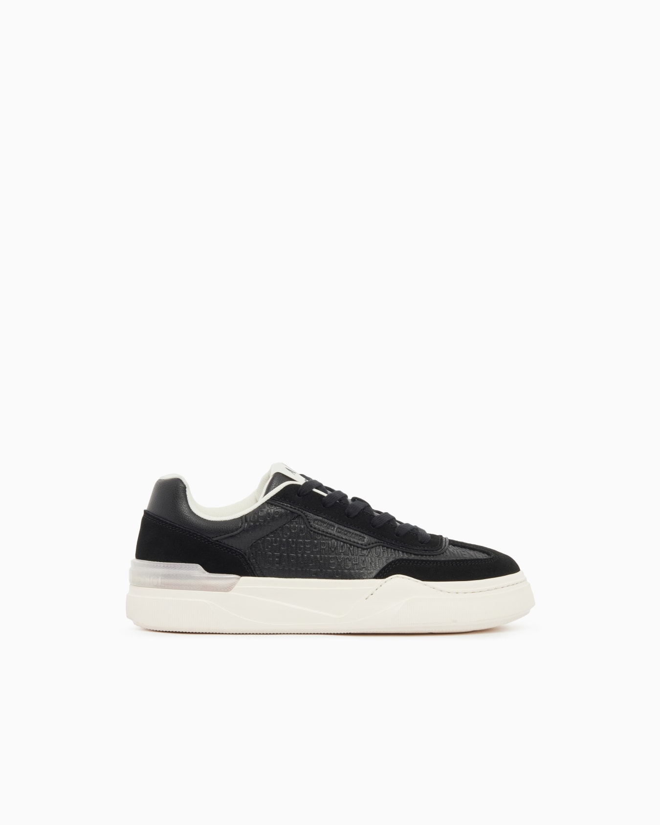 Sneakers with suede inserts Slide 0