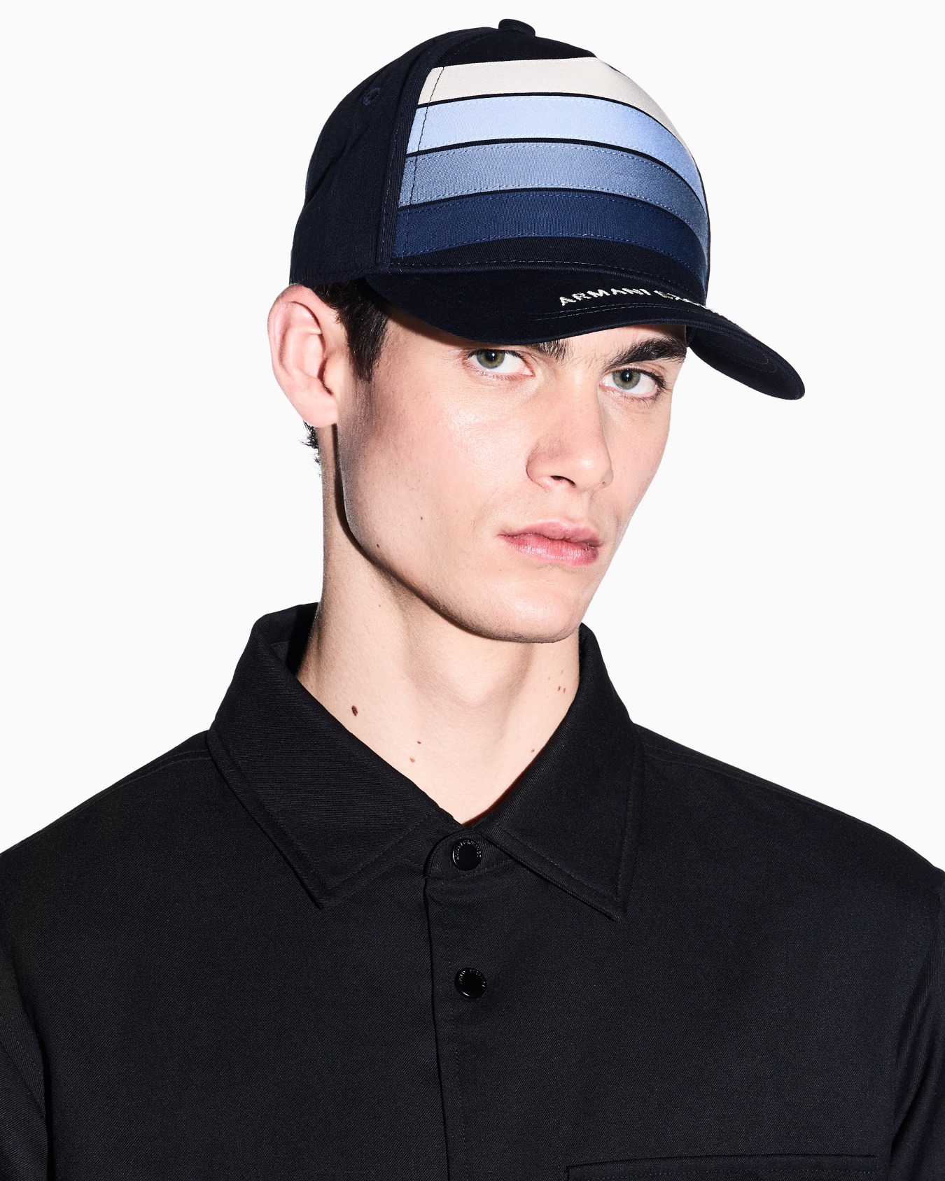 Hat with visor Slide 2