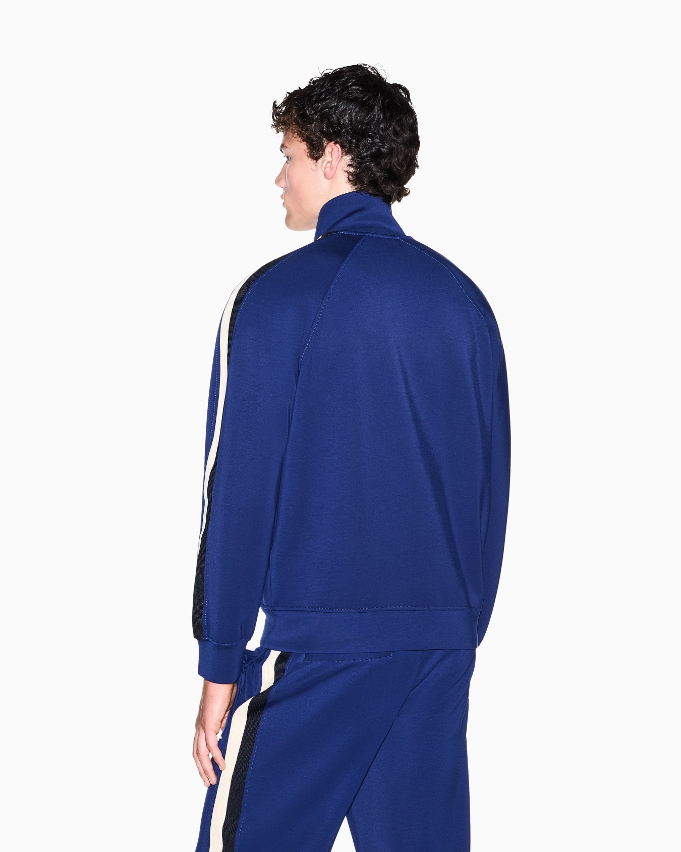 sweatshirt stretch modal with cotton lining Slide 5