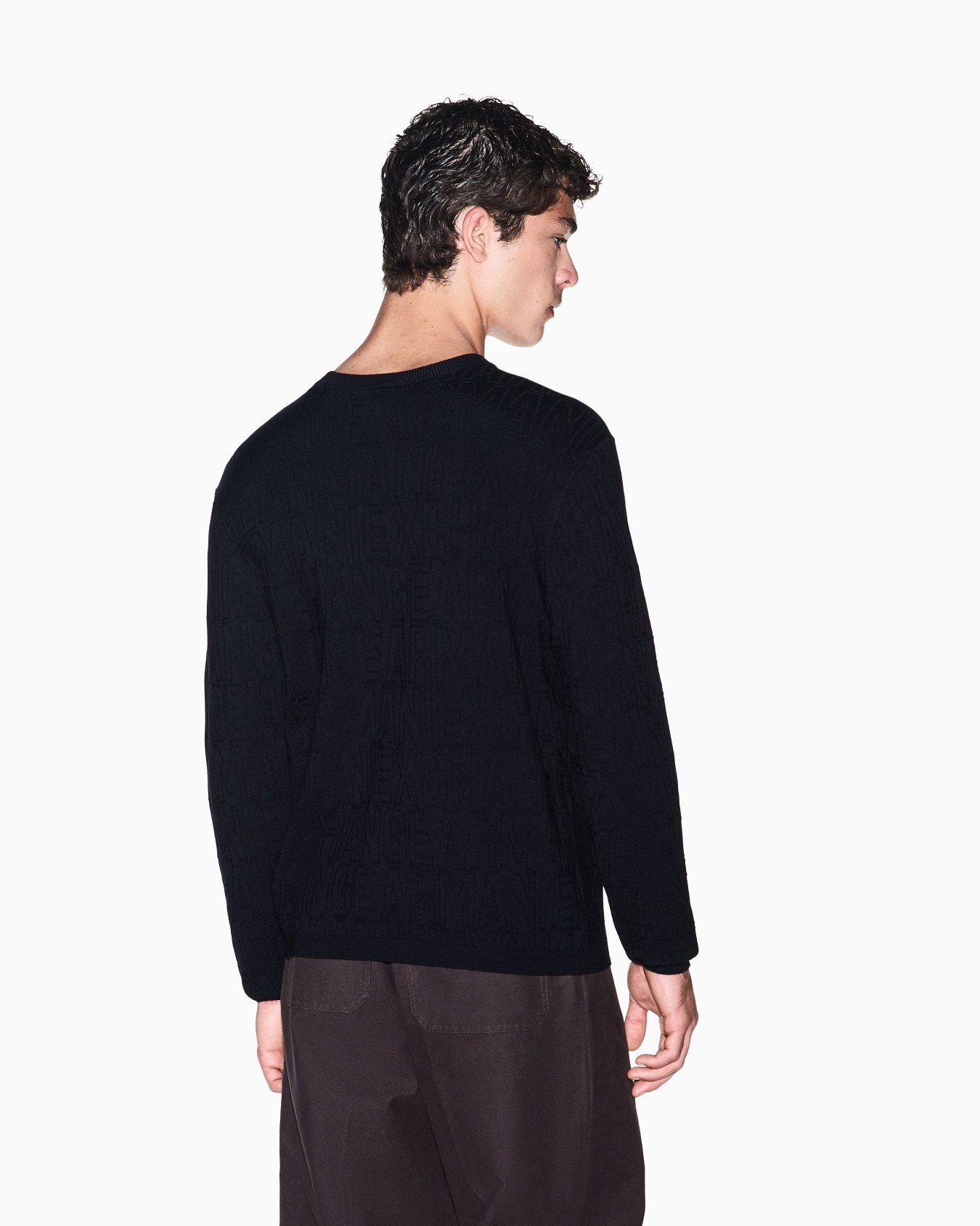 Pullover in a viscose blend Slide 5