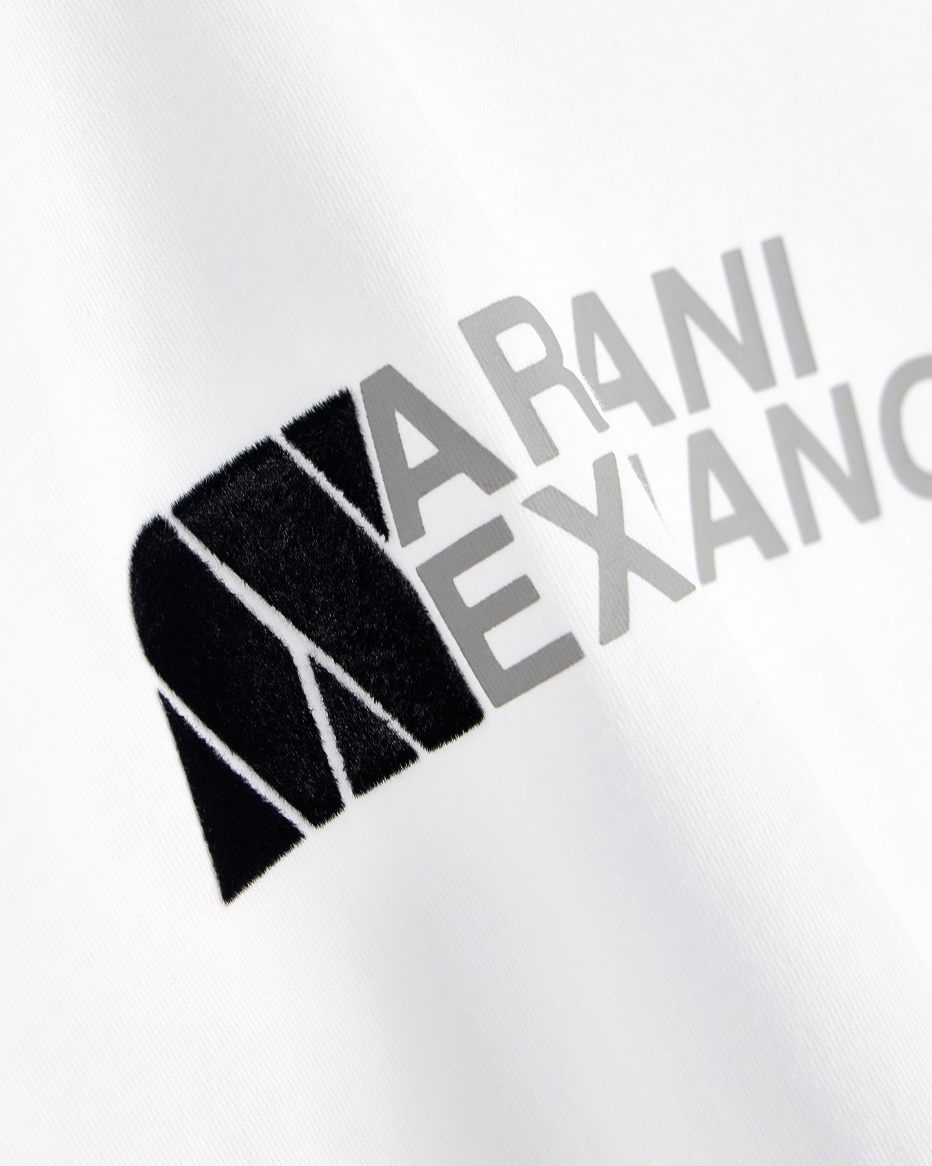 T-shirt slim fit in jersey di cotone con stampa logo Slide 4