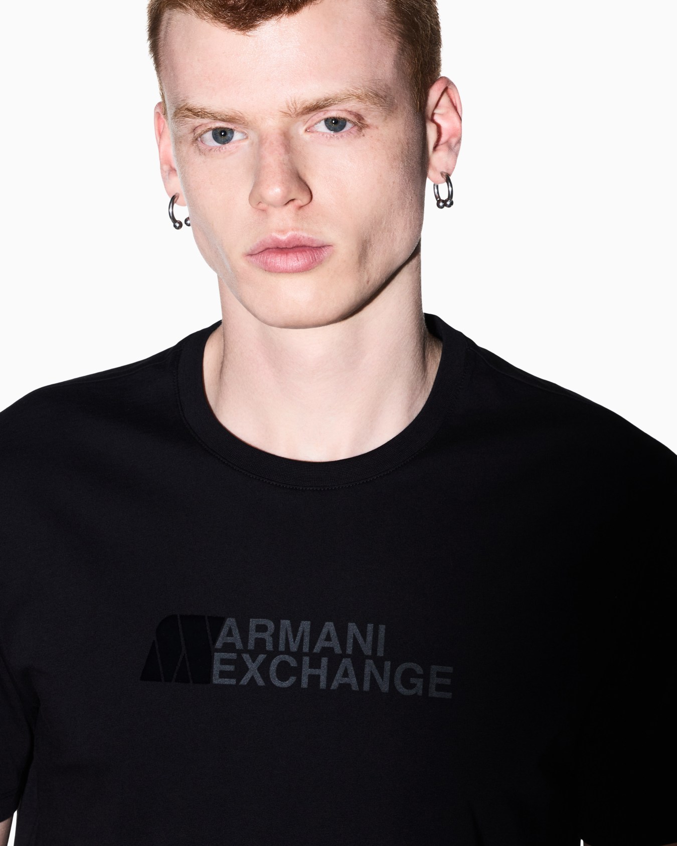 T-shirt slim fit in jersey di cotone con stampa logo Slide 6