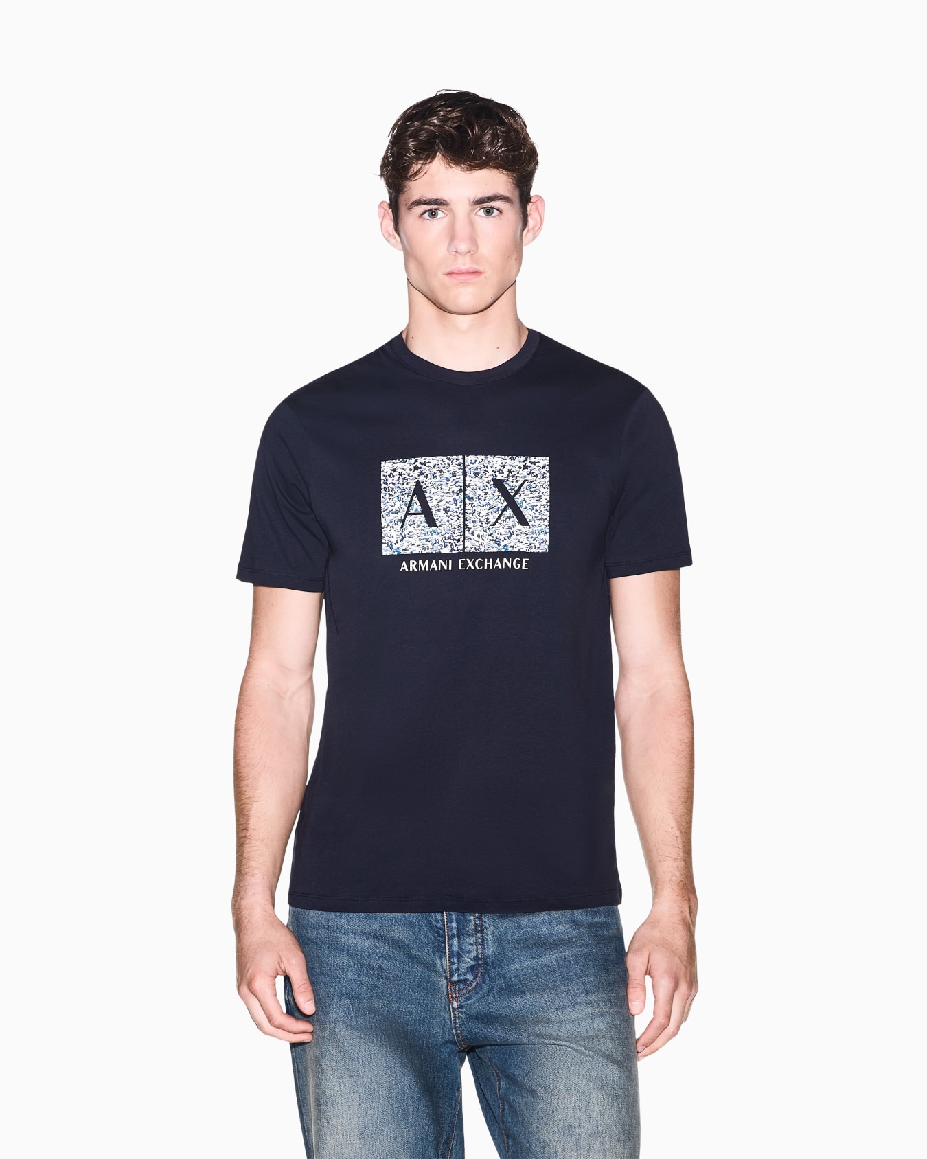 ボックスロゴ スリムフィット 半袖クルーネックTシャツ スライドする 3