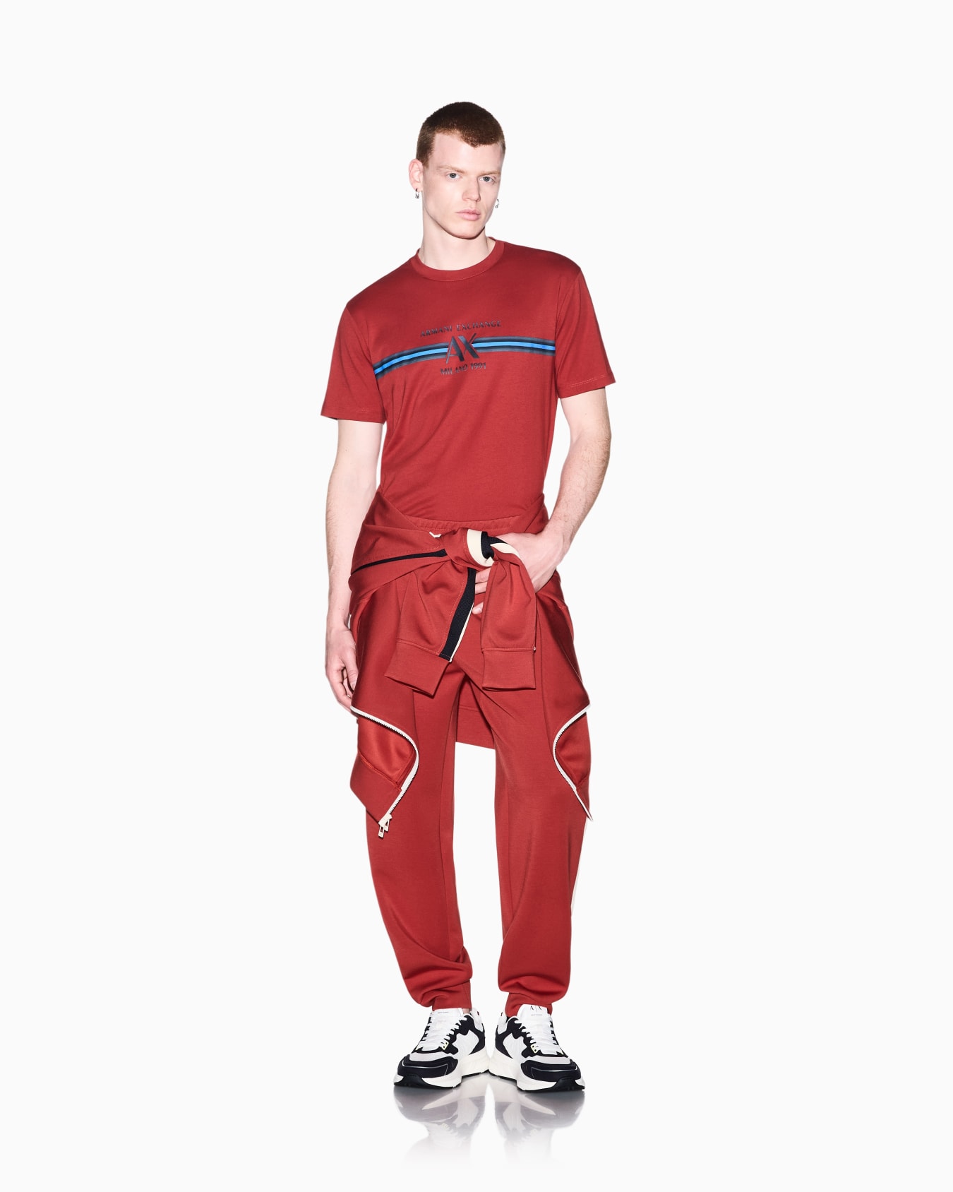 regular t-shirt in cotton jersey Slide 1