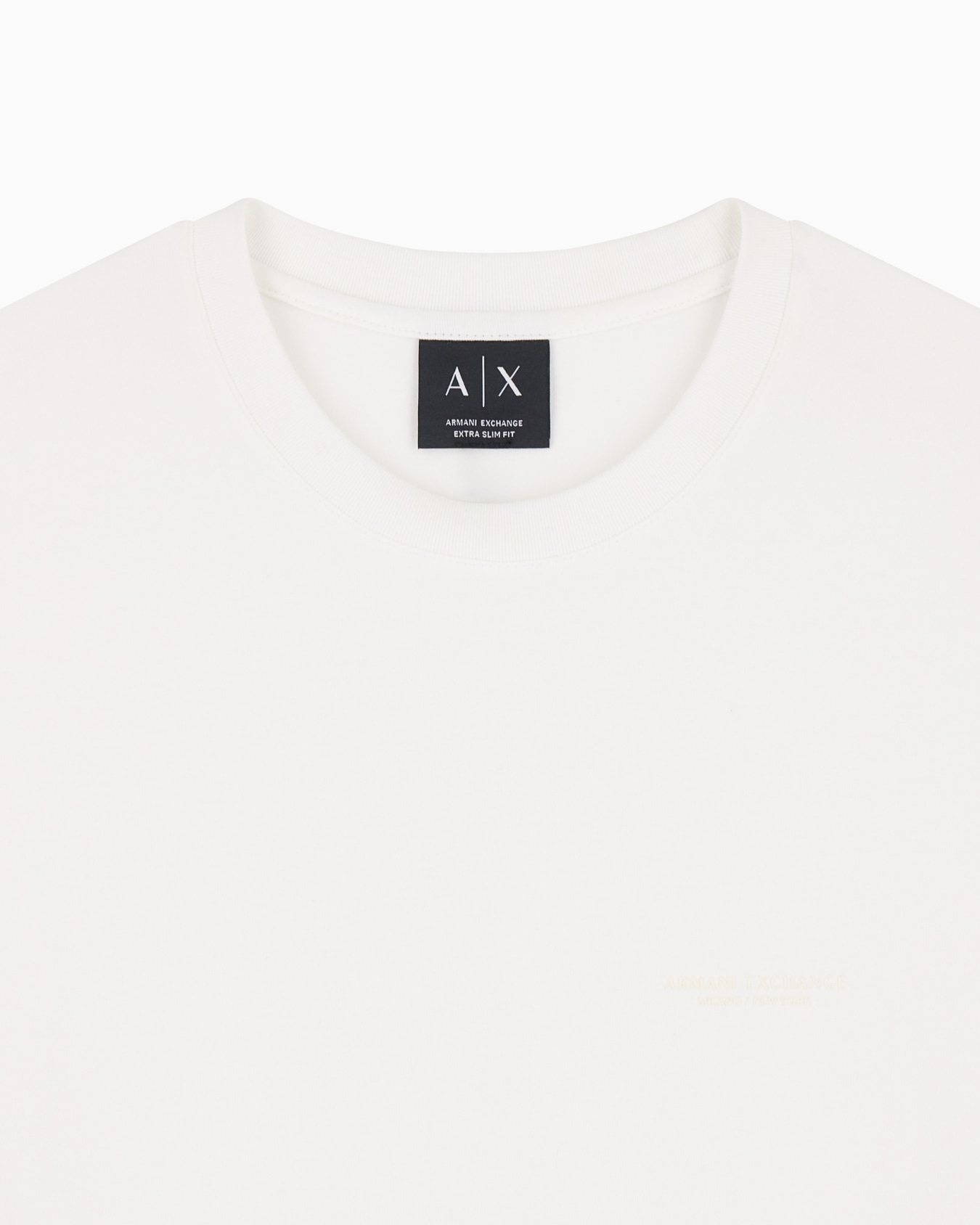 slim fit t-shirt in stretch cotton jersey with rib details Slide 4