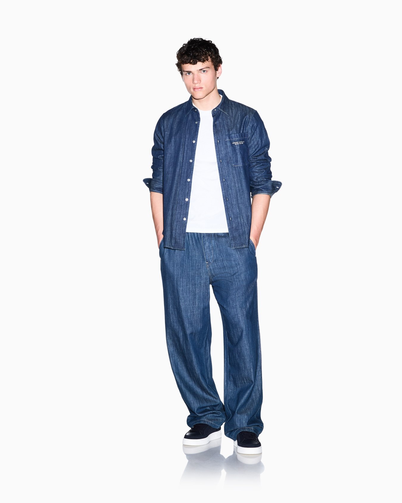 slim fit t-shirt in stretch cotton jersey with rib details Slide 1