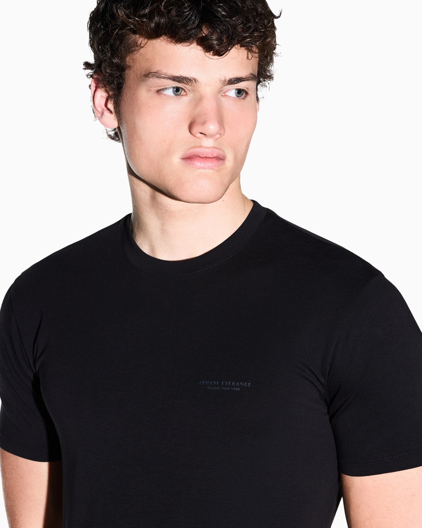 slim fit t-shirt in stretch cotton jersey with rib details Slide 6