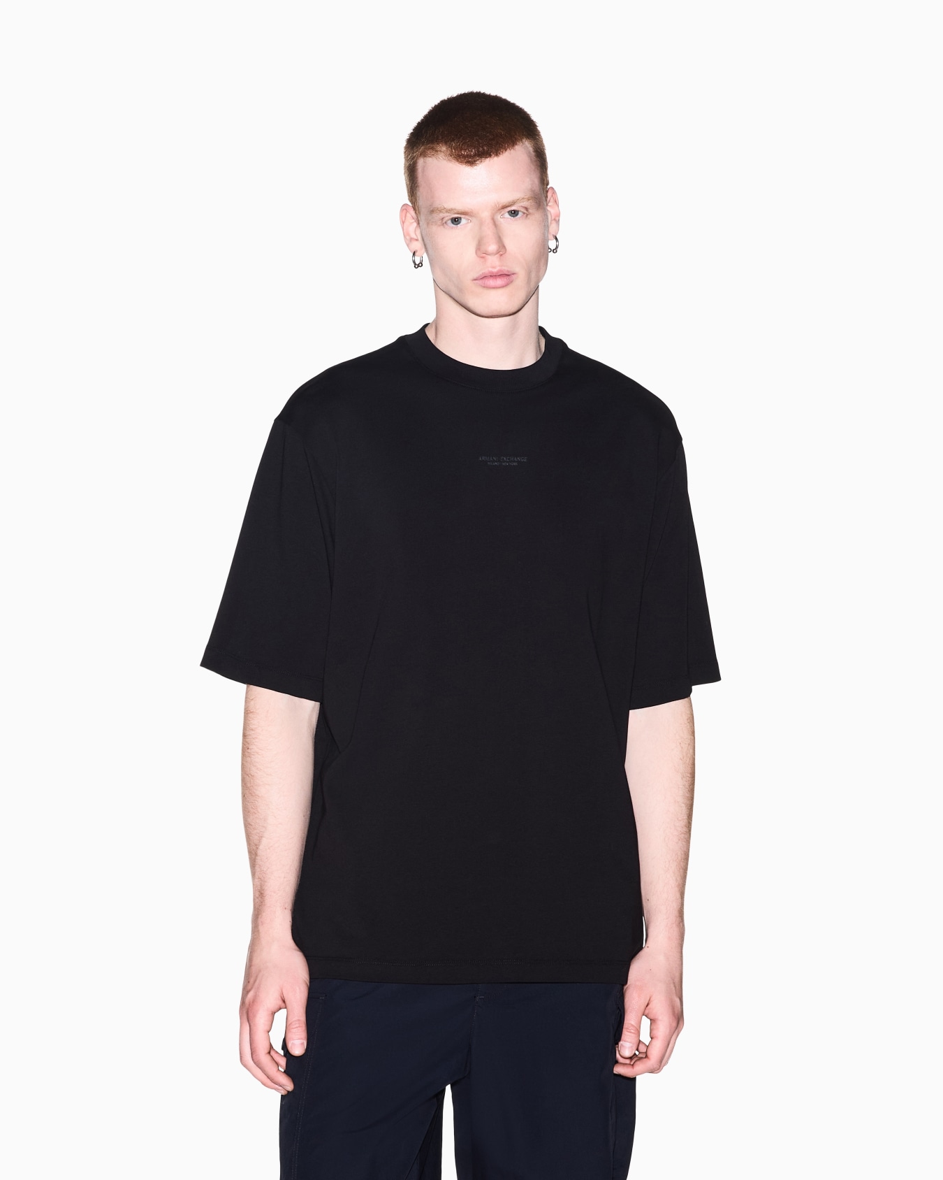 oversized t-shirt in heavy cotton jersey Slide 3