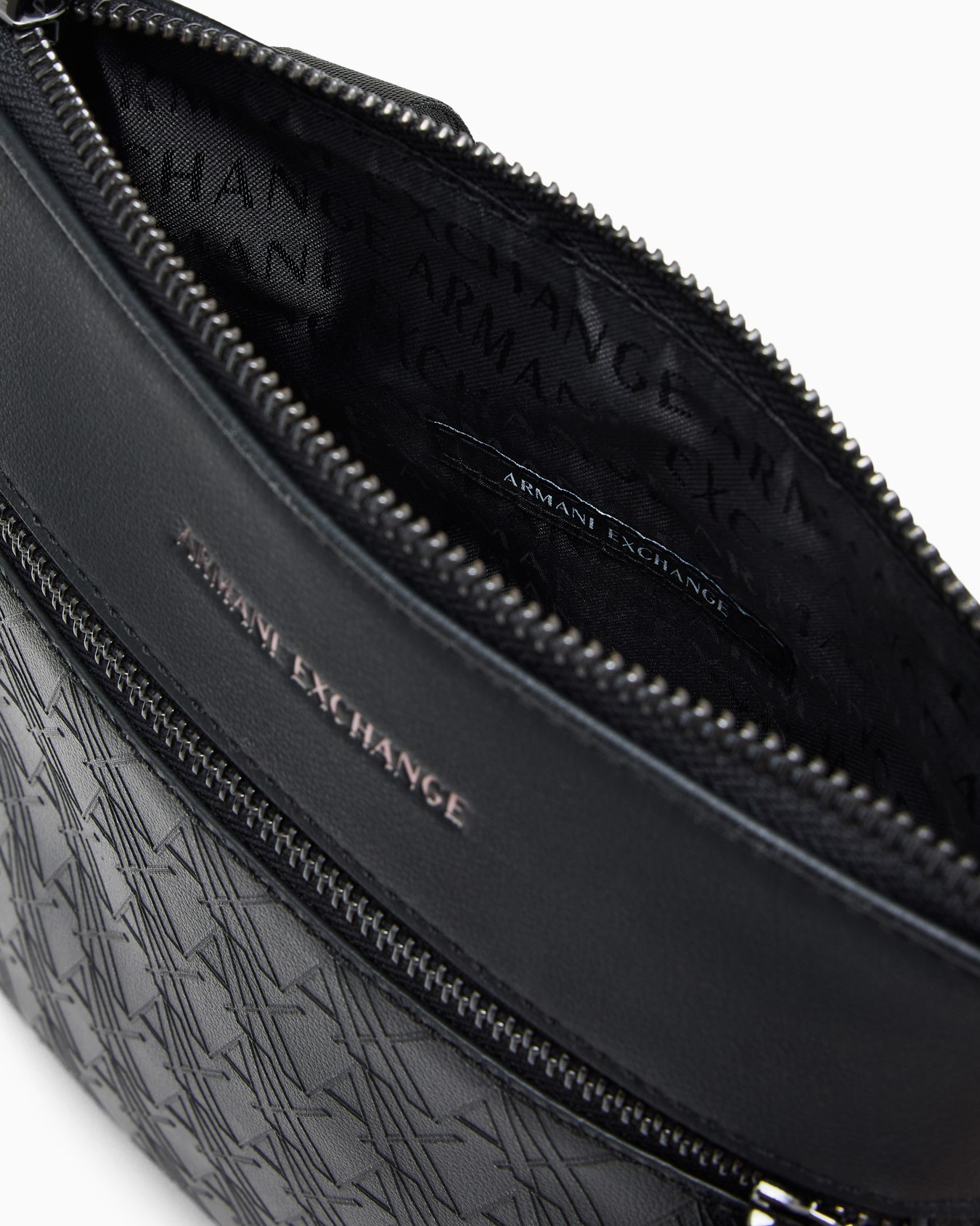 Flat crossbody messenger bag Slide 3