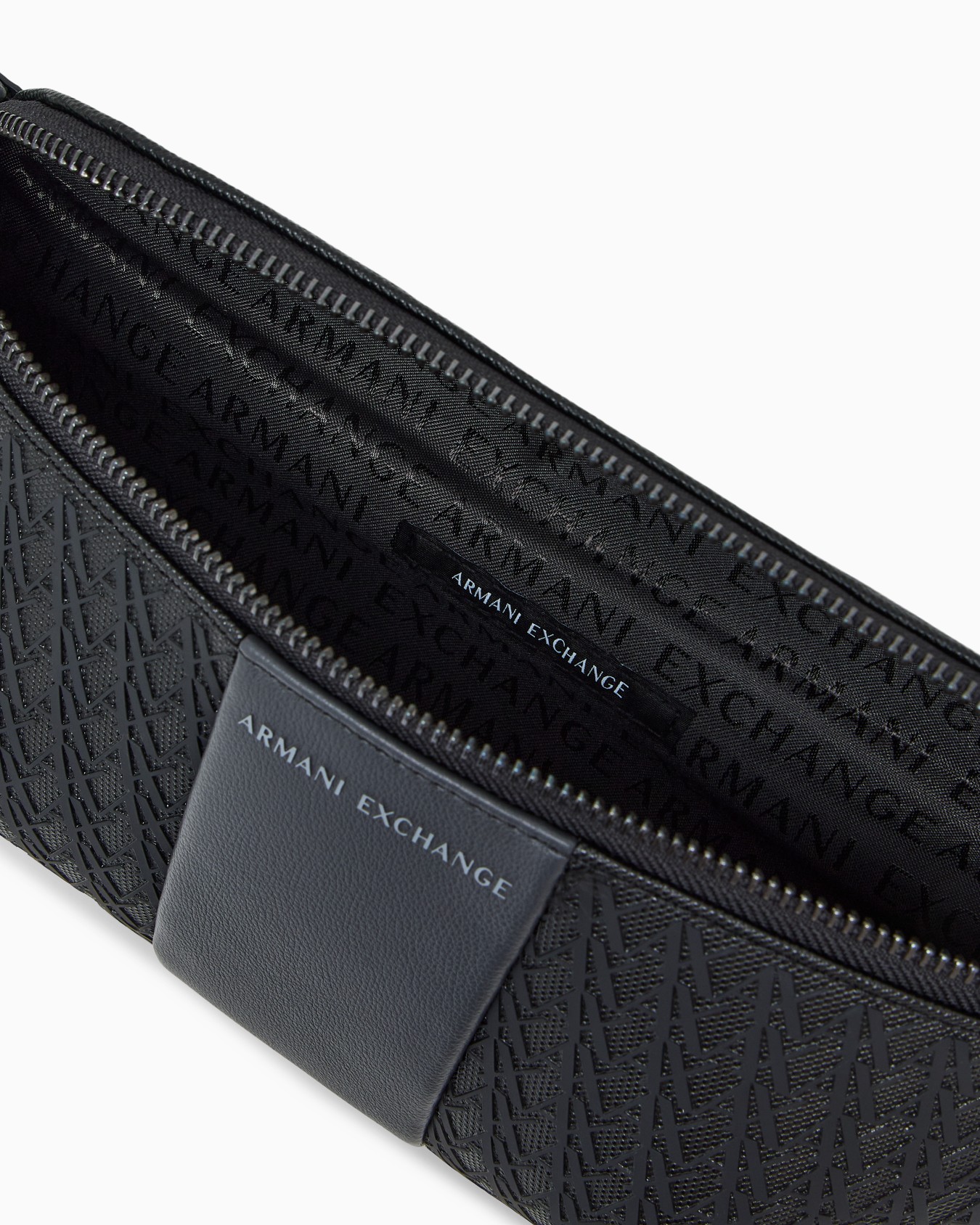 Gürteltasche mit Reißverschluss und verstellbarem Riemen Folie 3