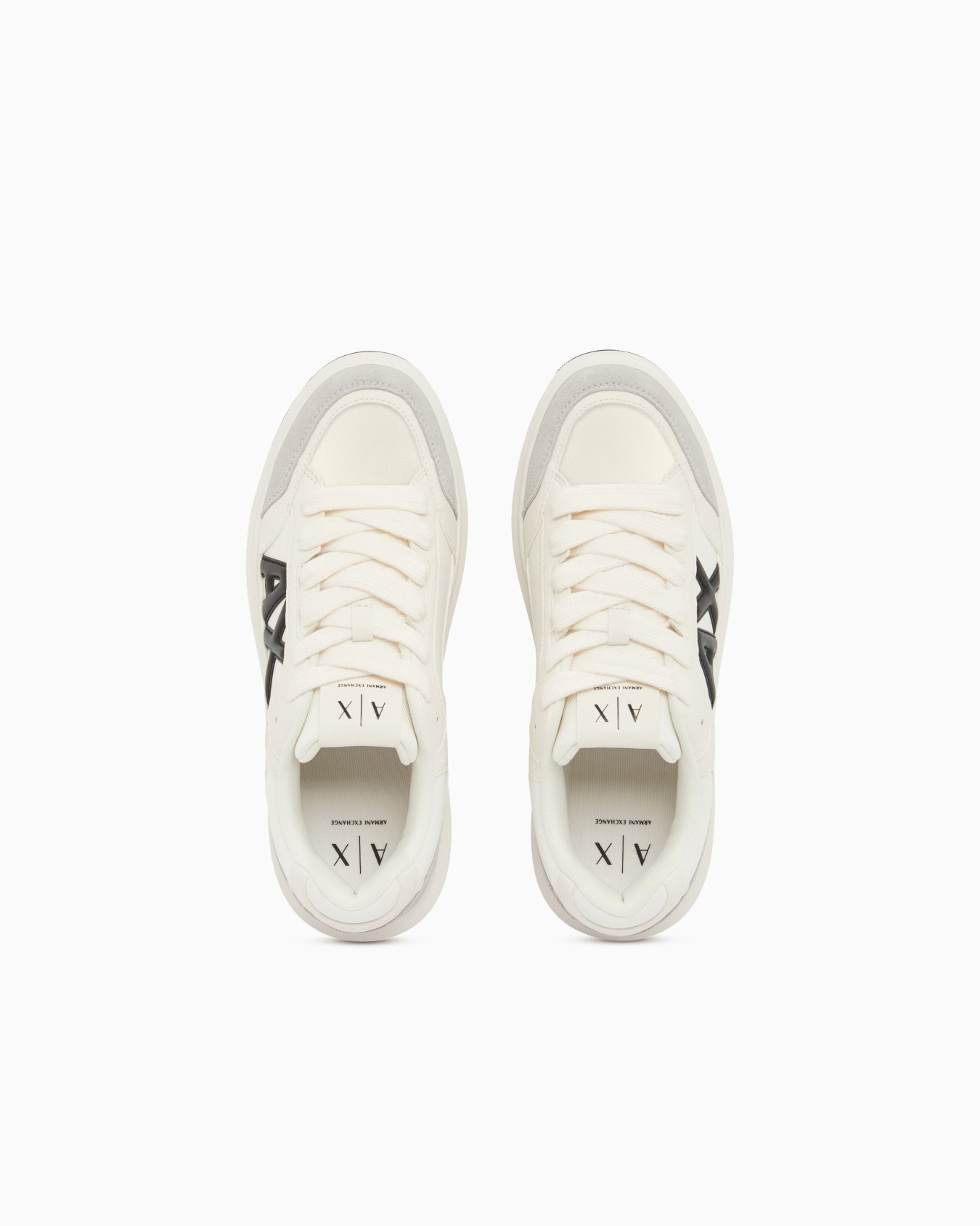 Sneakers in suede and mesh with a rubber sole Slide 2