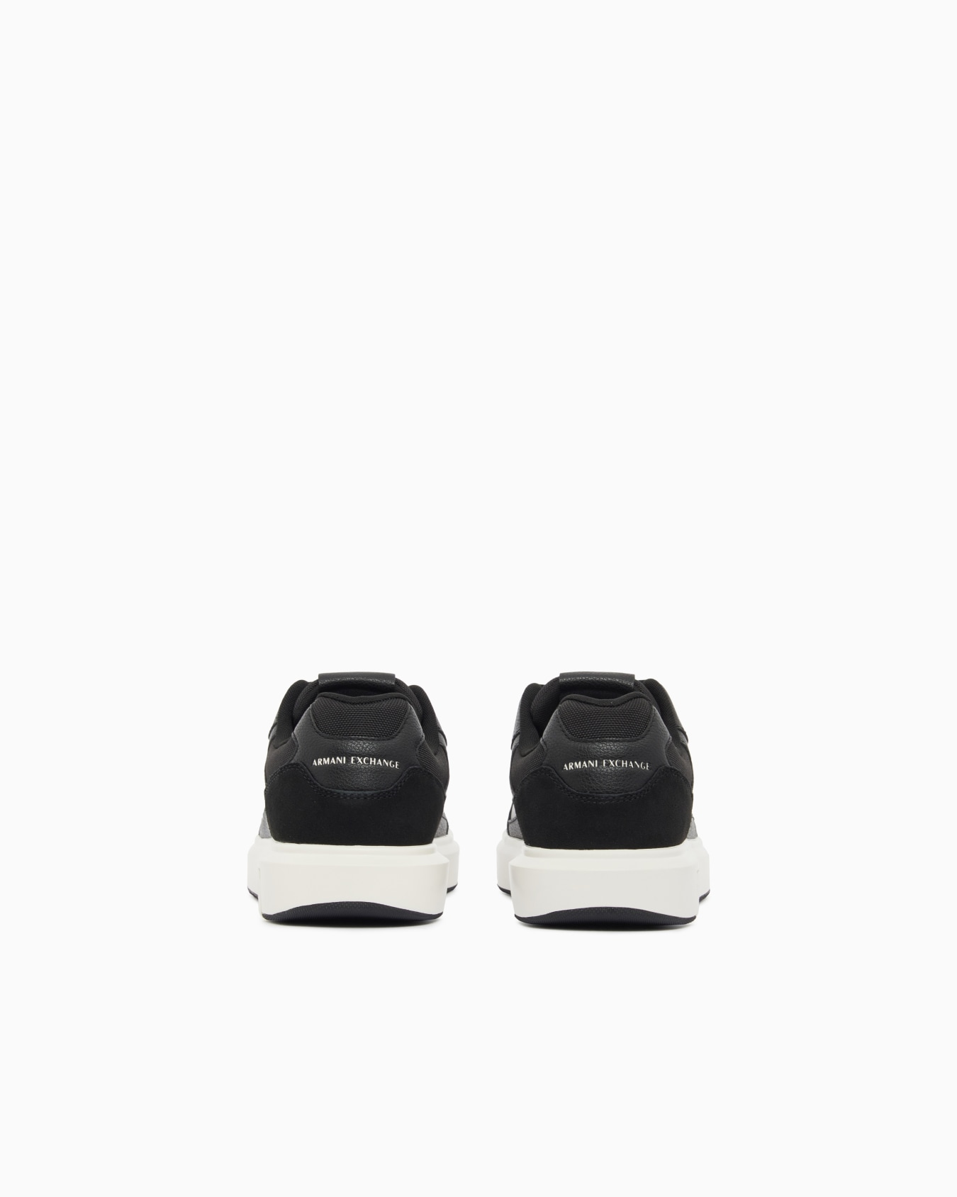 Sneakers in suede and mesh with a rubber sole Slide 3