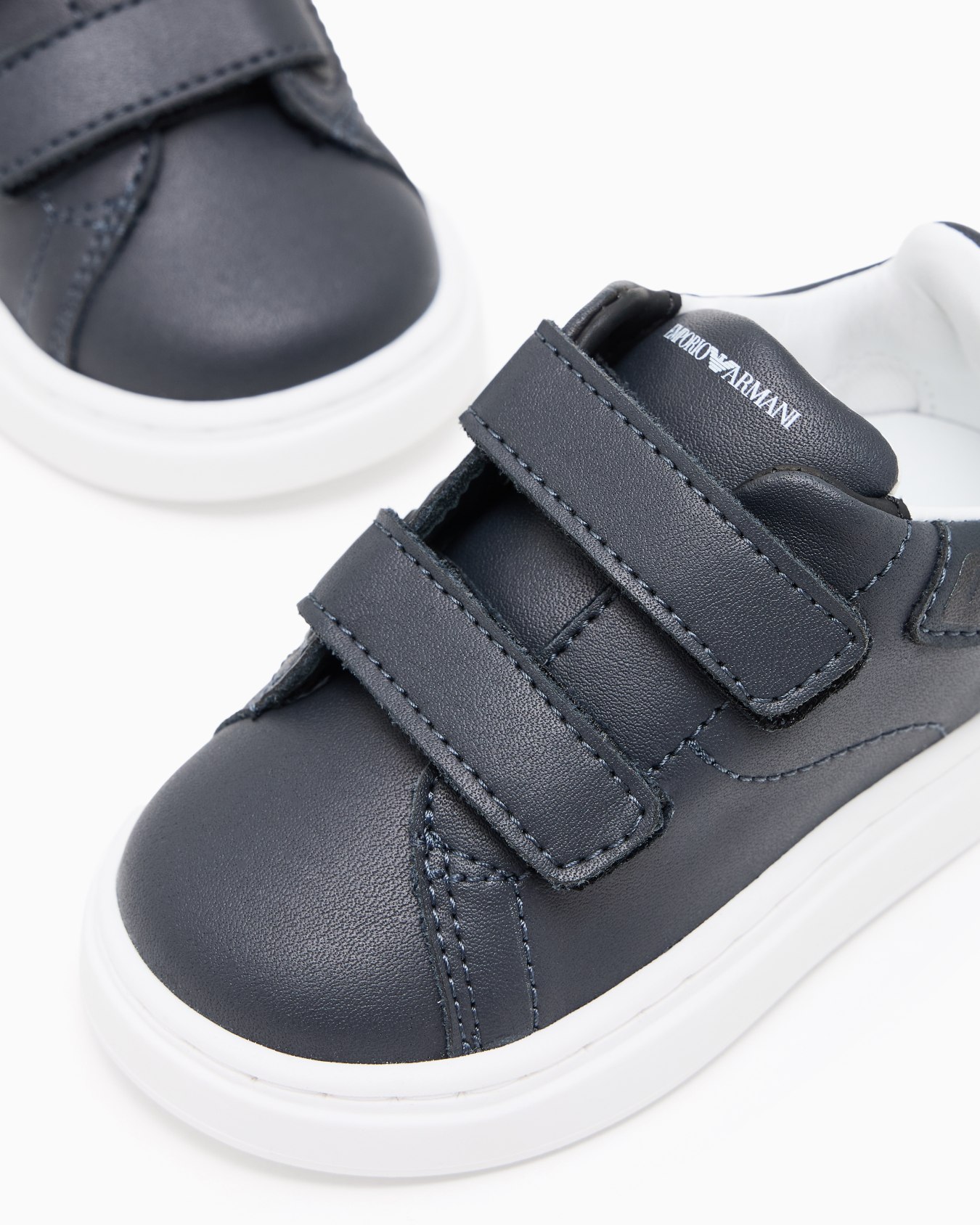 Leather sneakers Slide 4