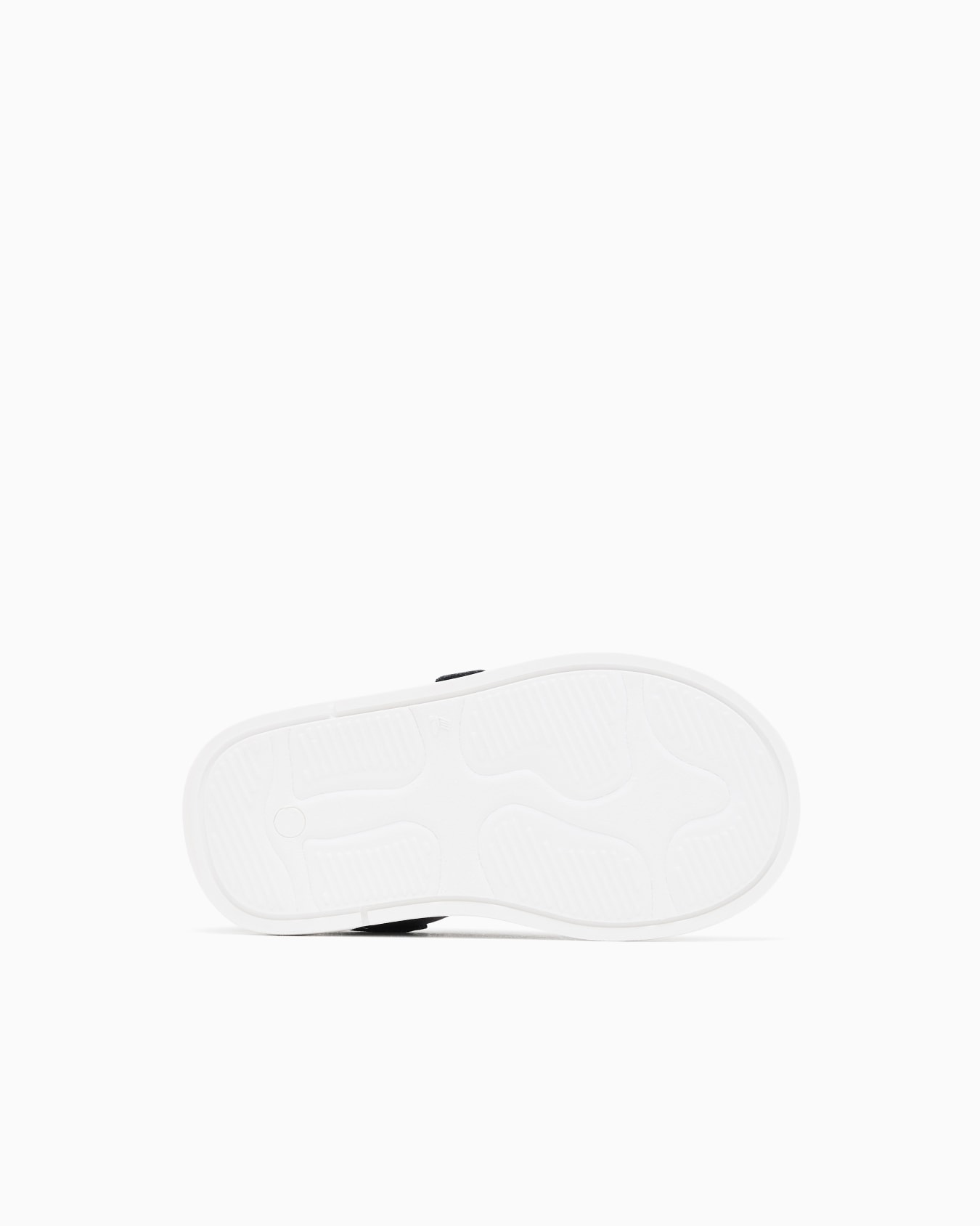 Leather sneakers Slide 5