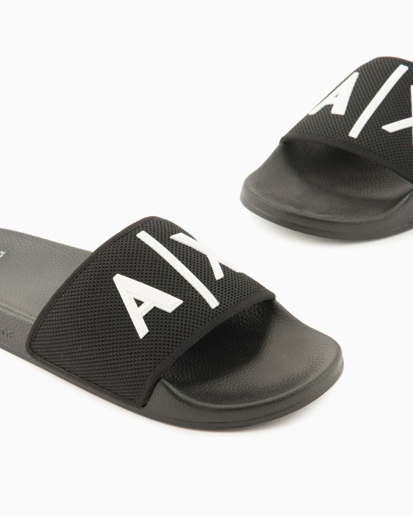 Ciabatte slides con logo Slide 1