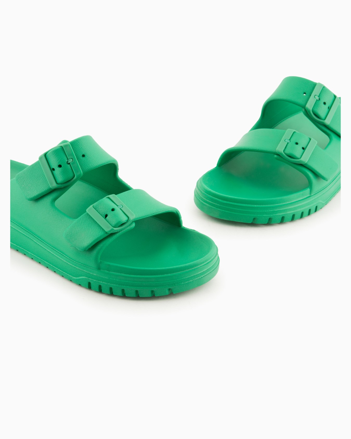 Slippers with two straps and buckles Slide 4