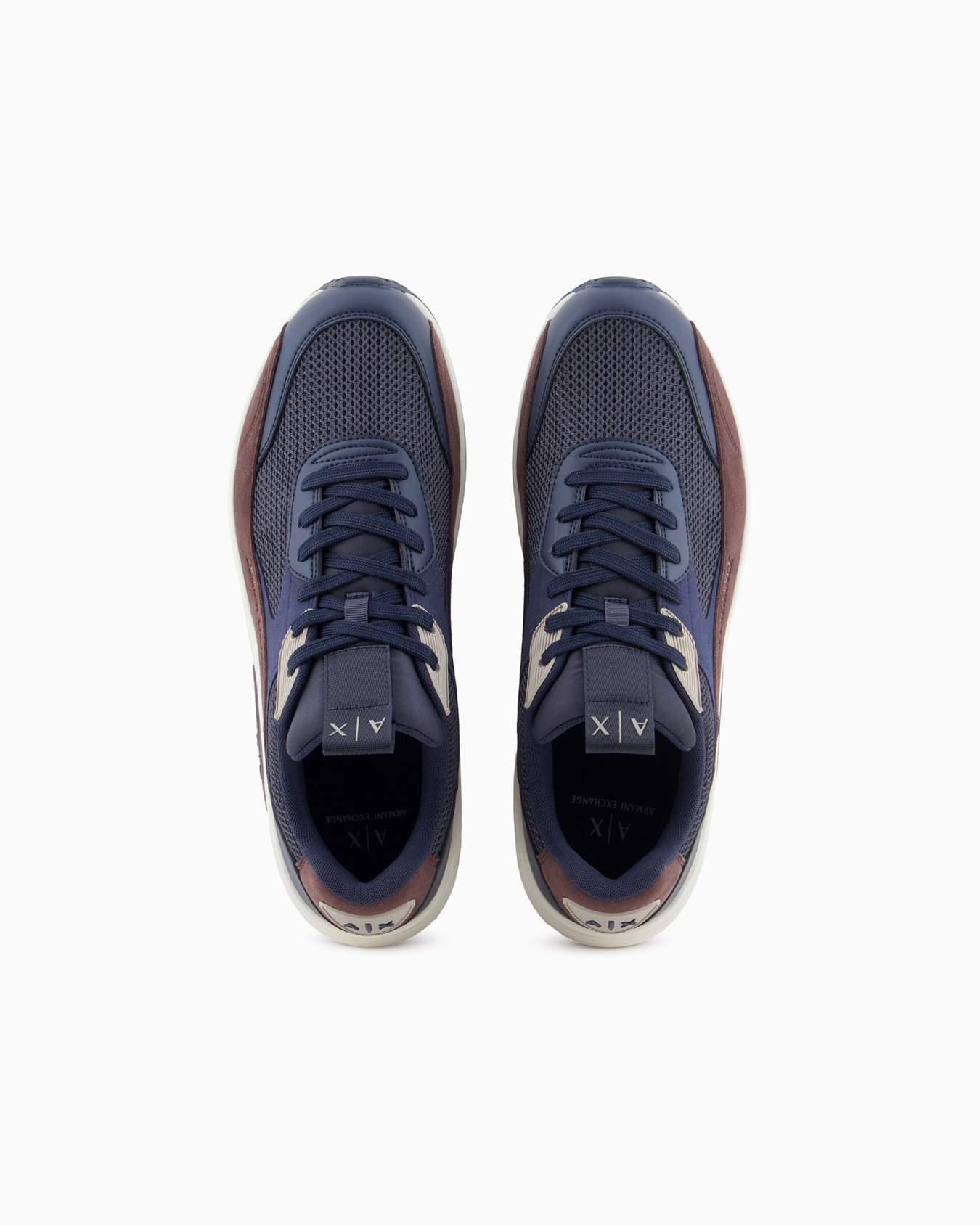 Sneakers with logo Slide 2