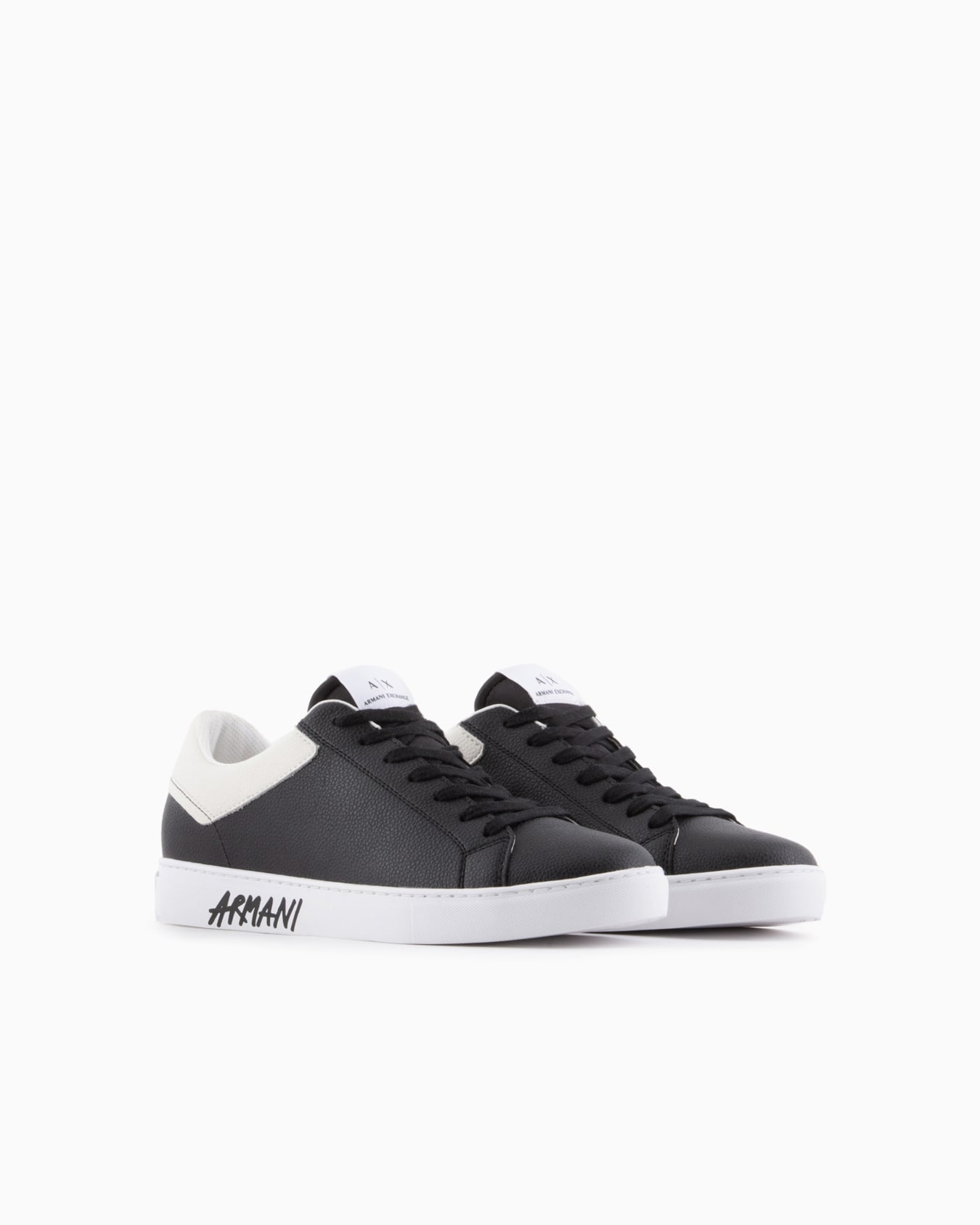 Sneakers with logo Slide 1