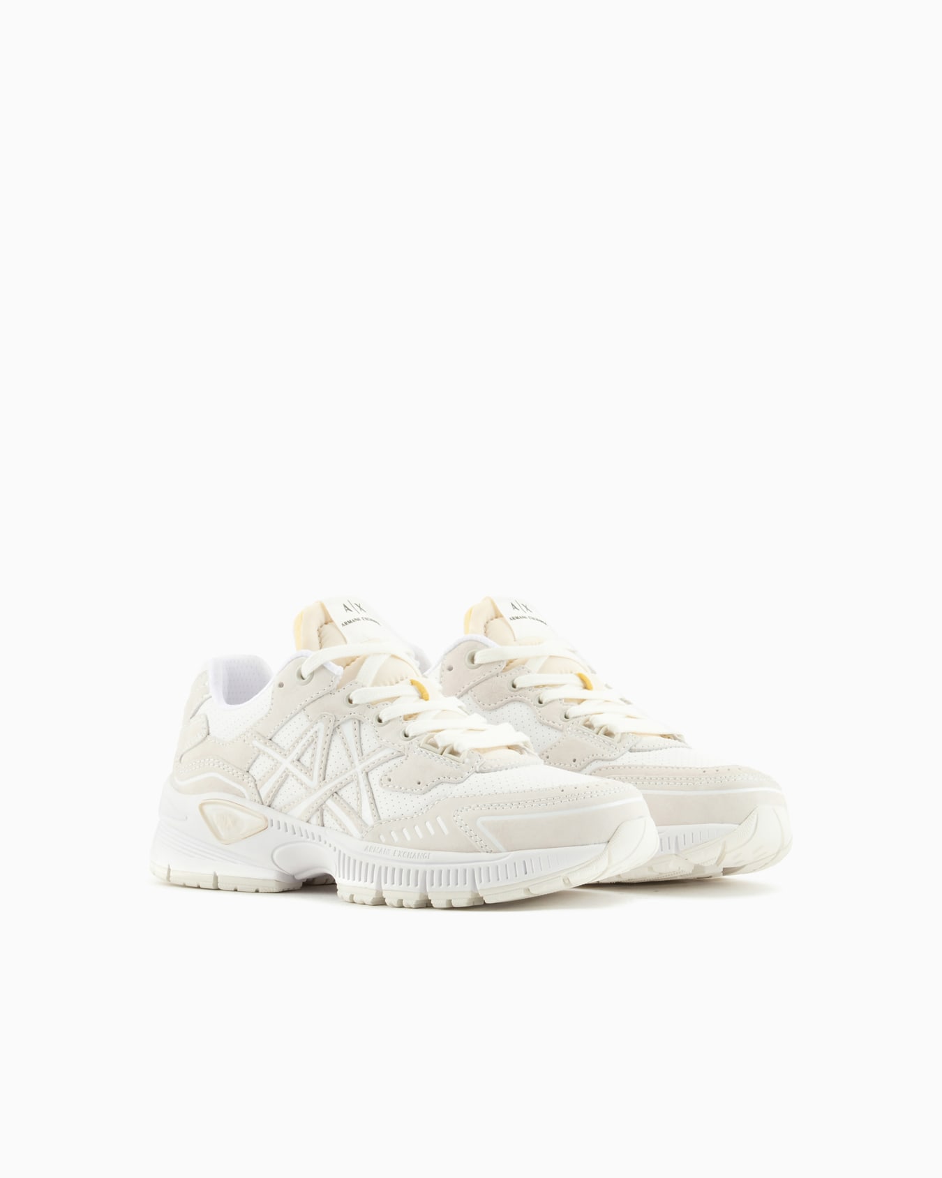 Chunky sneakers with logo on the side and contrasting details Slide 1