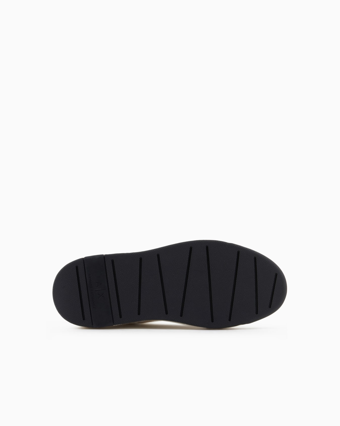 Baskets avec tige avec monogramme ton sur ton Diapositive 5