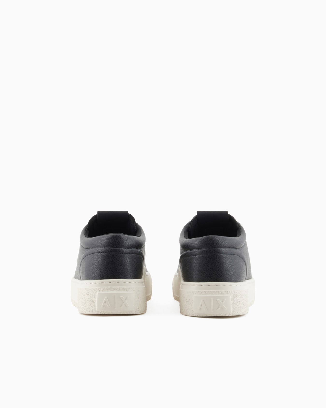 Sneakers with logo Slide 3