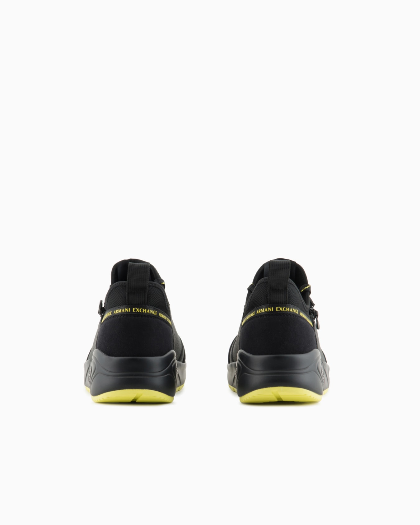 Sneakers with logo Diapositiva 3