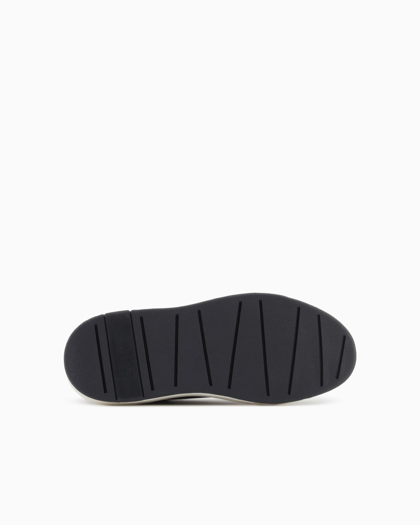 Baskets avec détails contrastés et logo latéral Diapositive 5